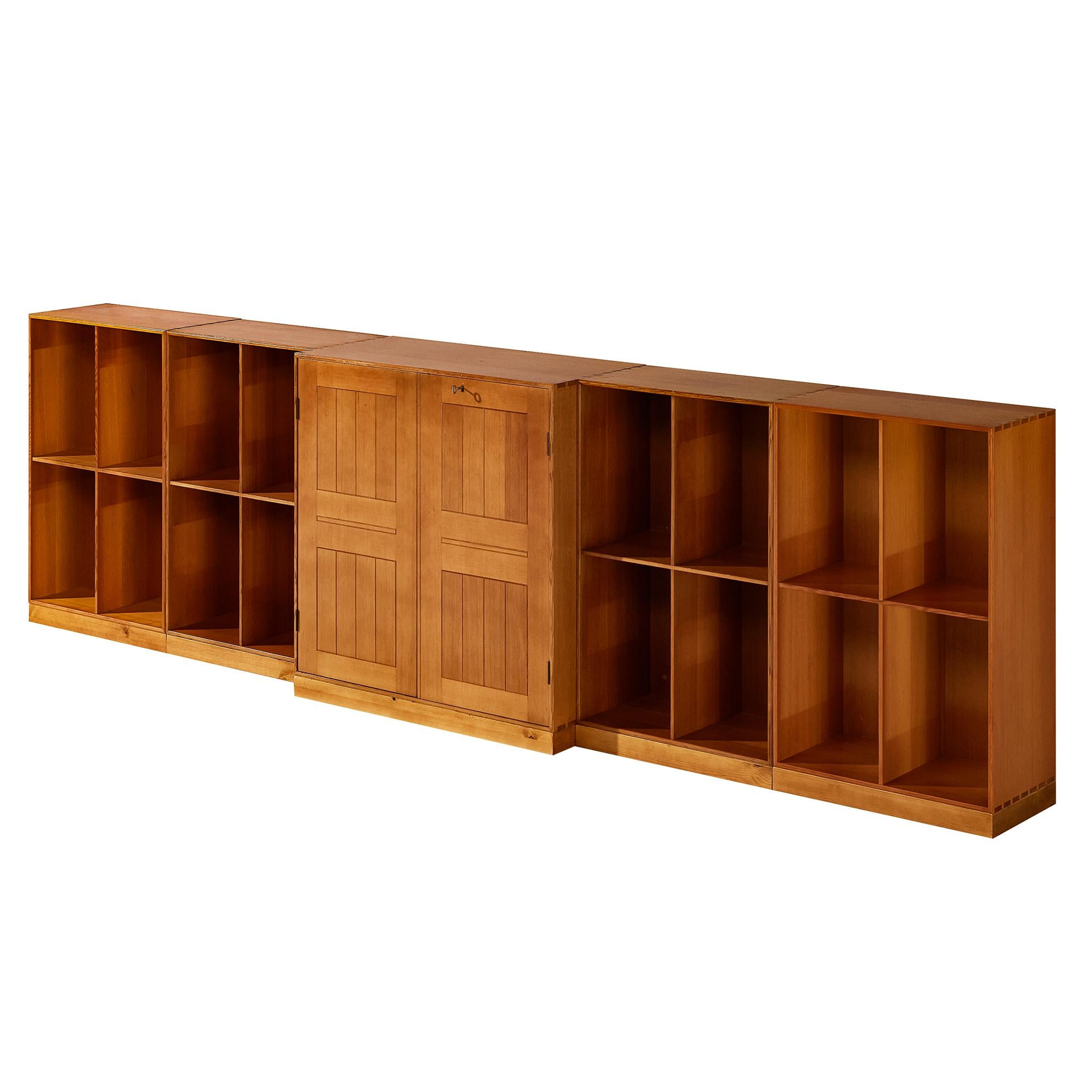 Mogens Koch para Rud Librería modular Radmussen de pino en venta