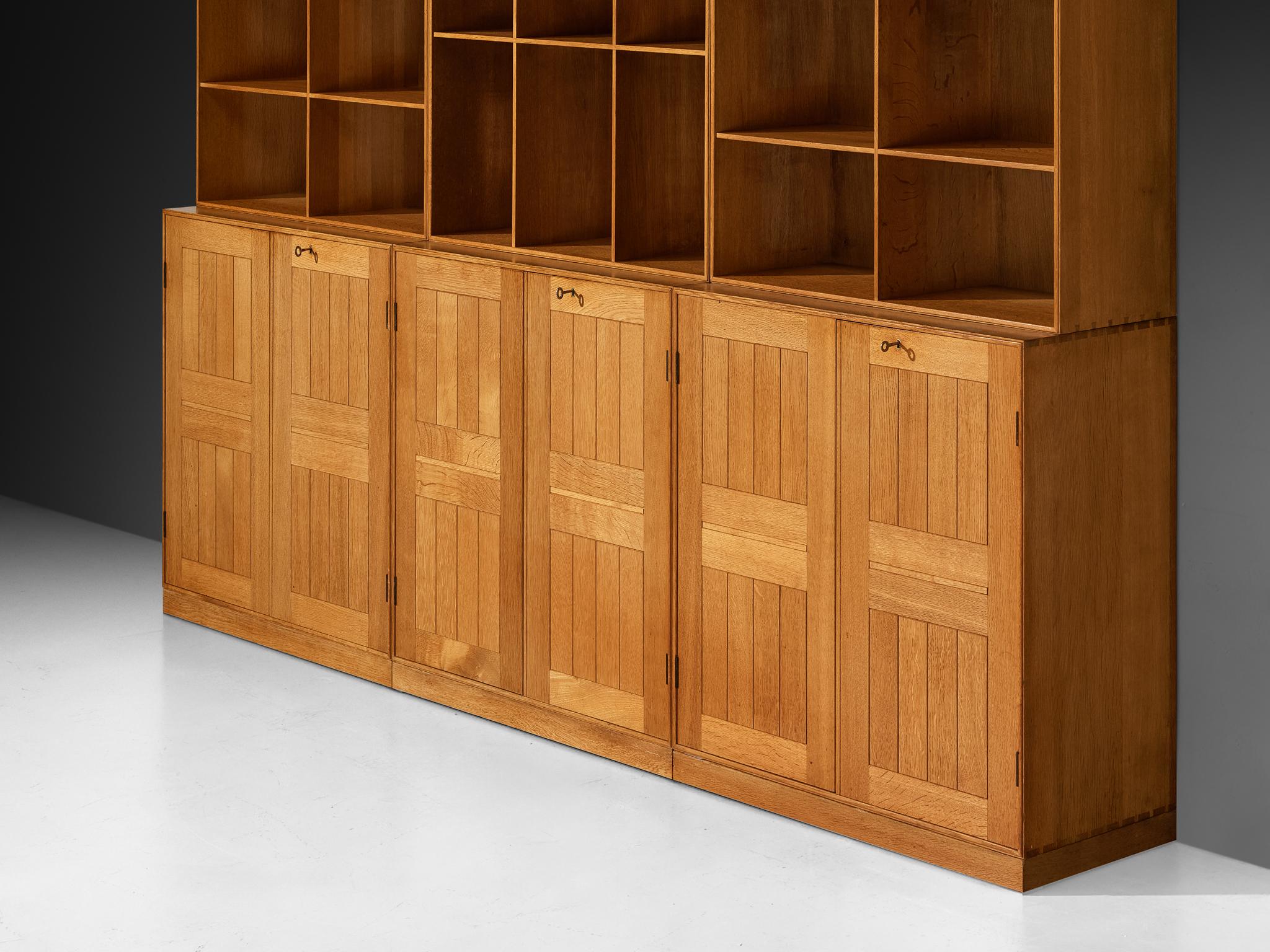 Mogens Koch for Rud Radmussen Modular Library in Oak For Sale 4