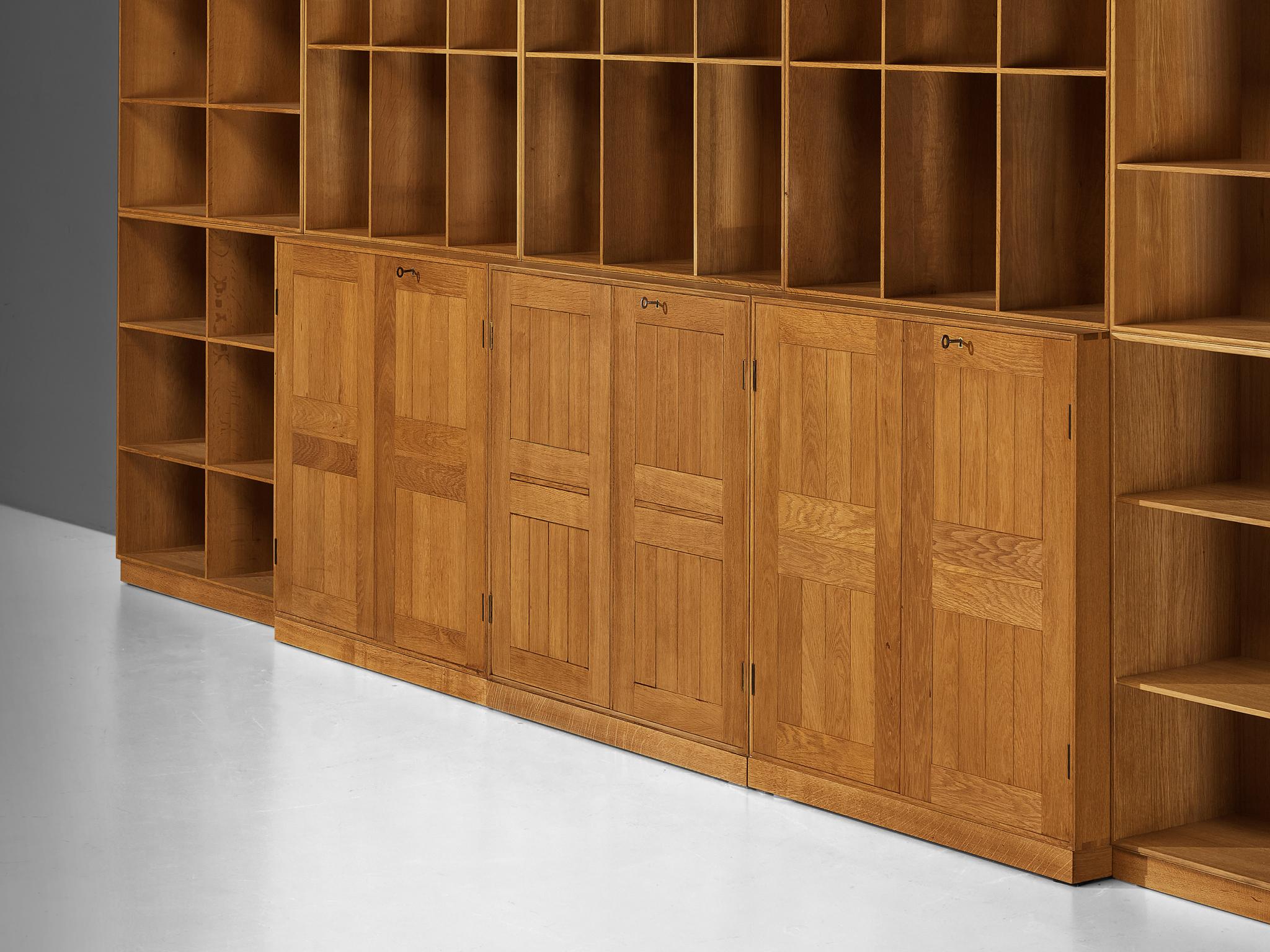 Mogens Koch for Rud Radmussen Modular Library in Oak 7