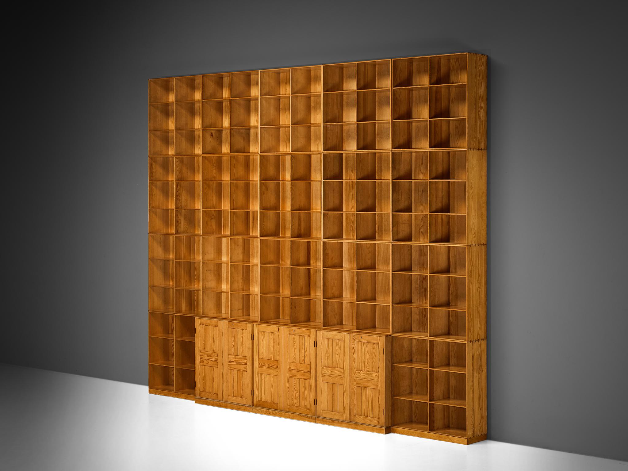 Danish Mogens Koch for Rud. Radmussen Substantial Modular Library in Pine For Sale