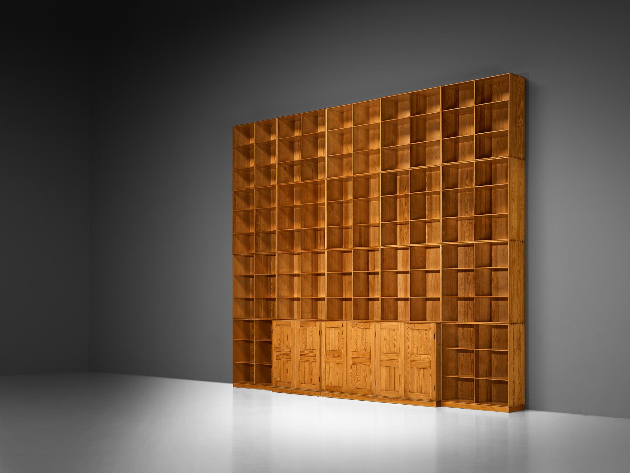 Mogens Koch for Rud. Radmussen Substantial Modular Library in Pine For Sale 1
