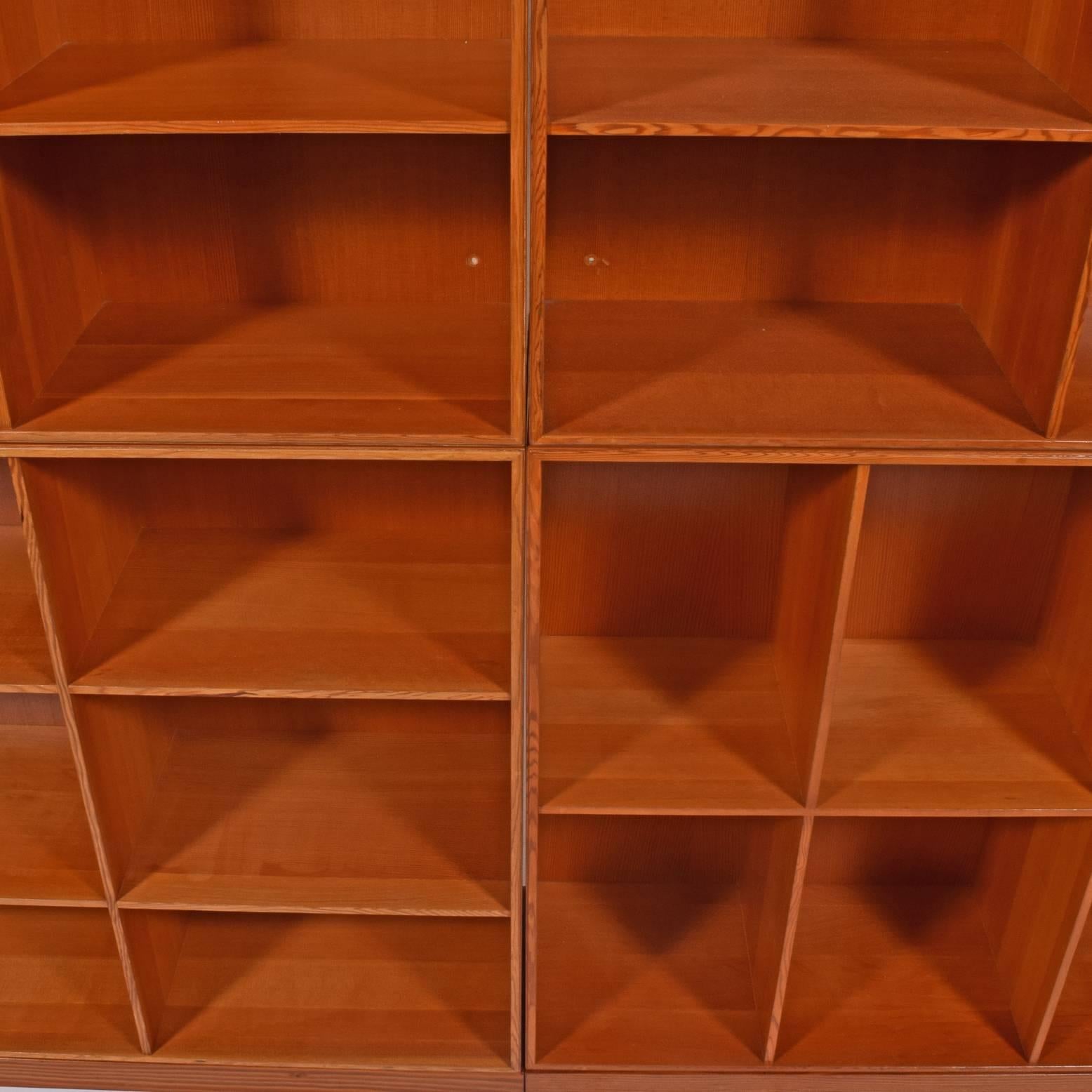 Mogens Koch Nine Open Bookcases for Rud Rasmussen In Excellent Condition In Hudson, NY