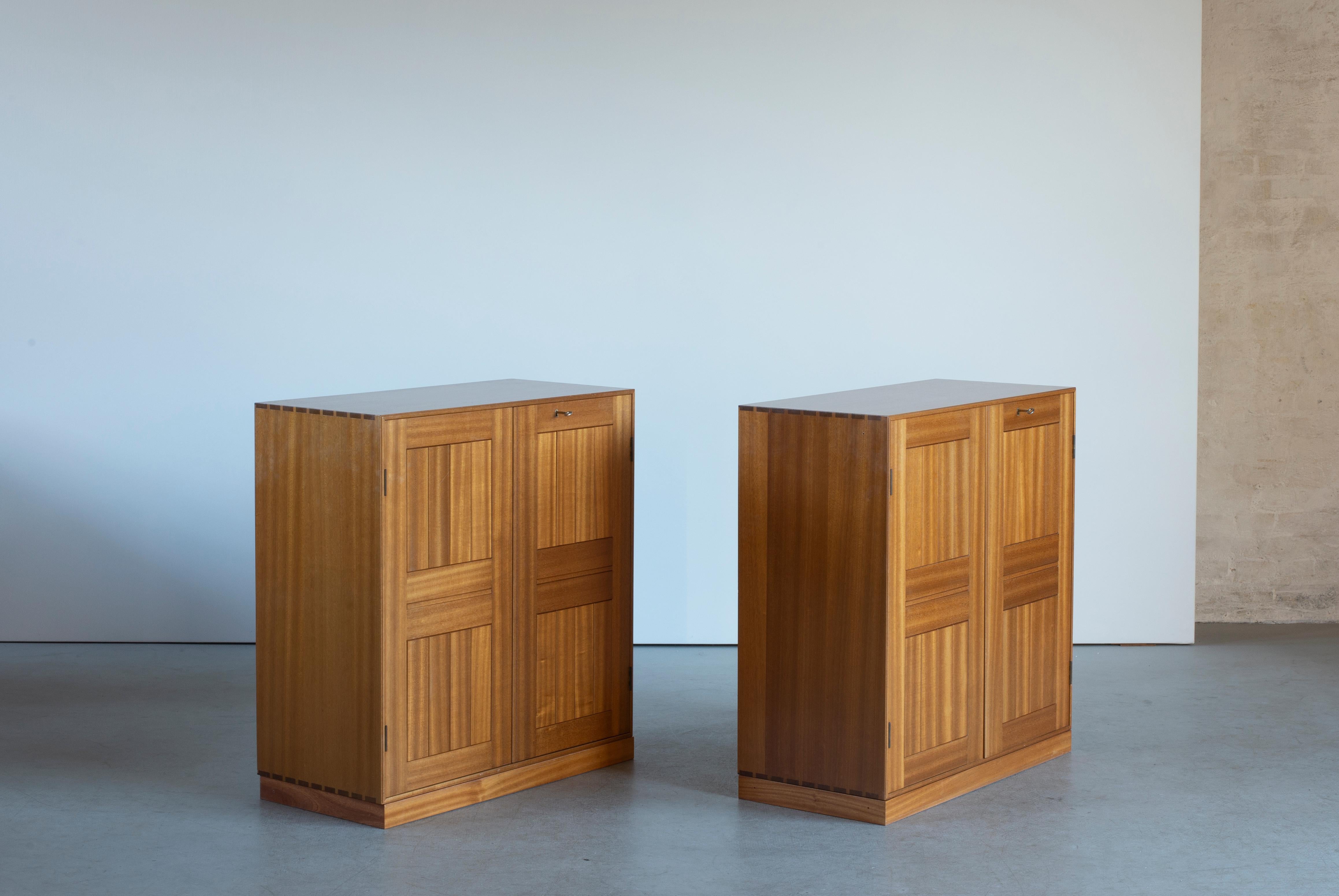 Mogens Koch Pair of Cabinets in Mahogany for Rud. Rasmussen In Good Condition In Copenhagen, DK