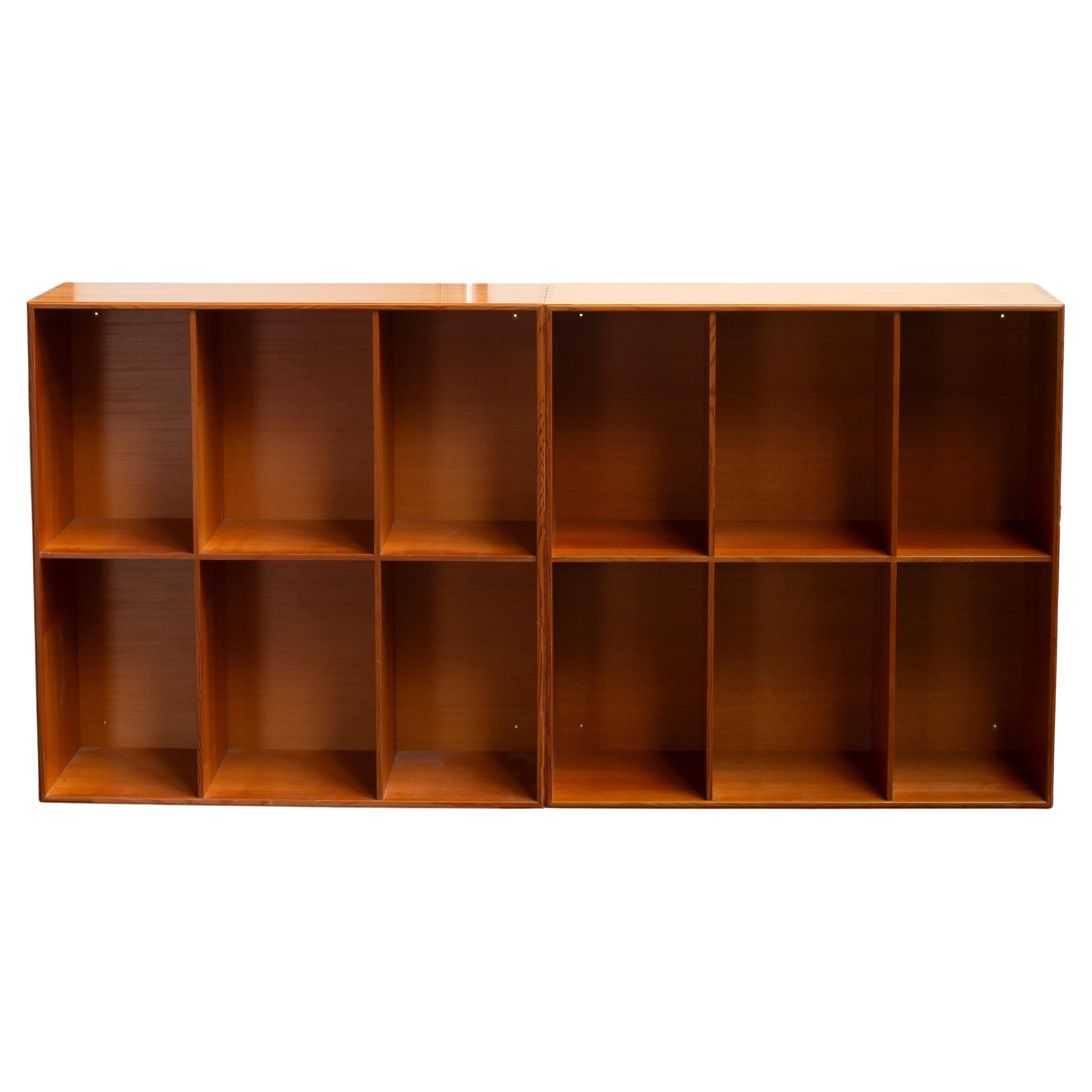 Due librerie in pino dell'Oregon di Mogens Koch per Rud. Rasmussen in vendita