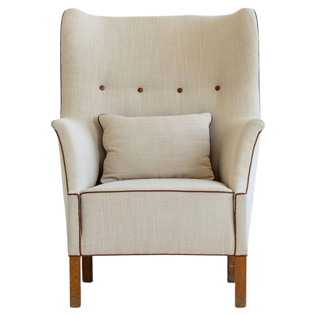 How can you tell how old an antique chair is?