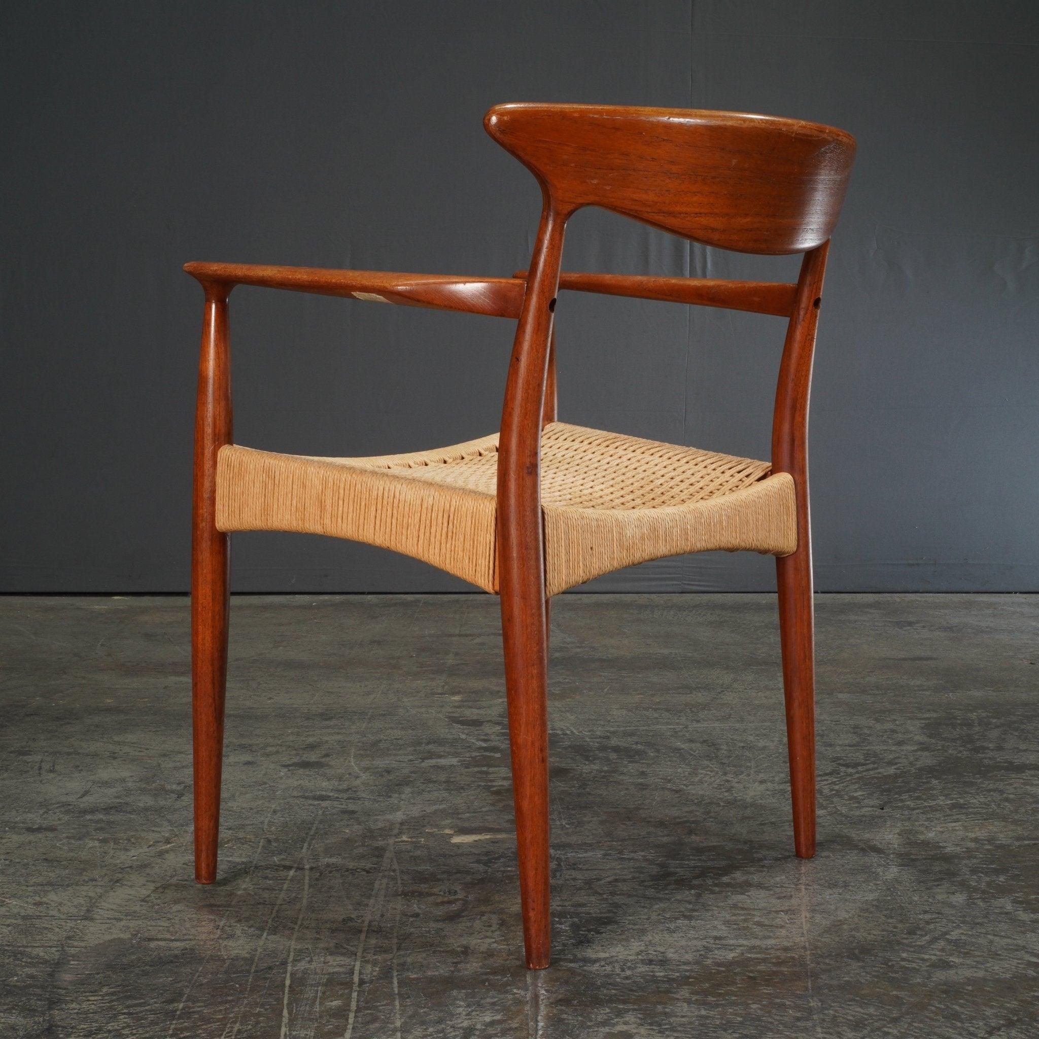 Mogens Kold Dining Armchair by Arne Hovmand-Olsen In Good Condition In Basildon, London
