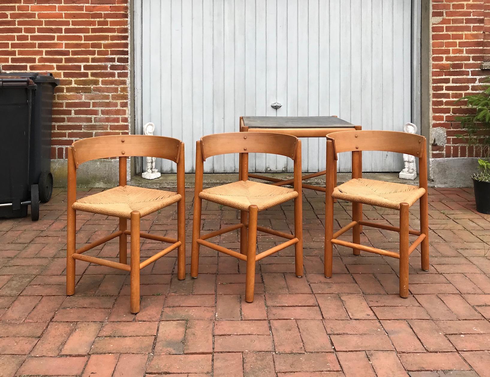 Mid-Century Modern Mogens Lassen Beech Dining Table and Chairs in Beech for Fritz Hansen, 1960s