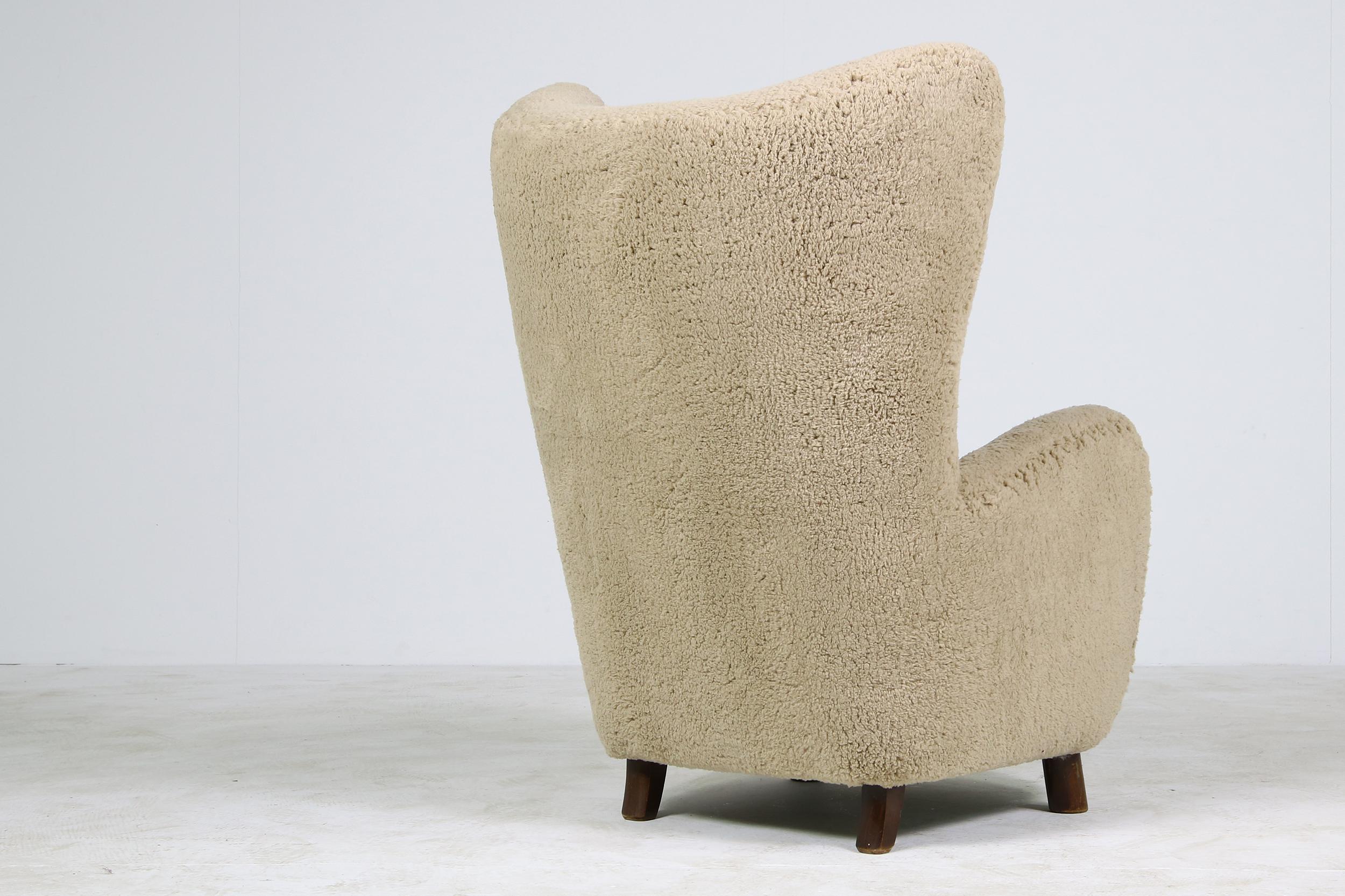 Mogens Lassen Lounge Wingback Chair 1940 Denmark, Teddy Fur & Leather, Sheepskin In Good Condition In Hamminkeln, DE
