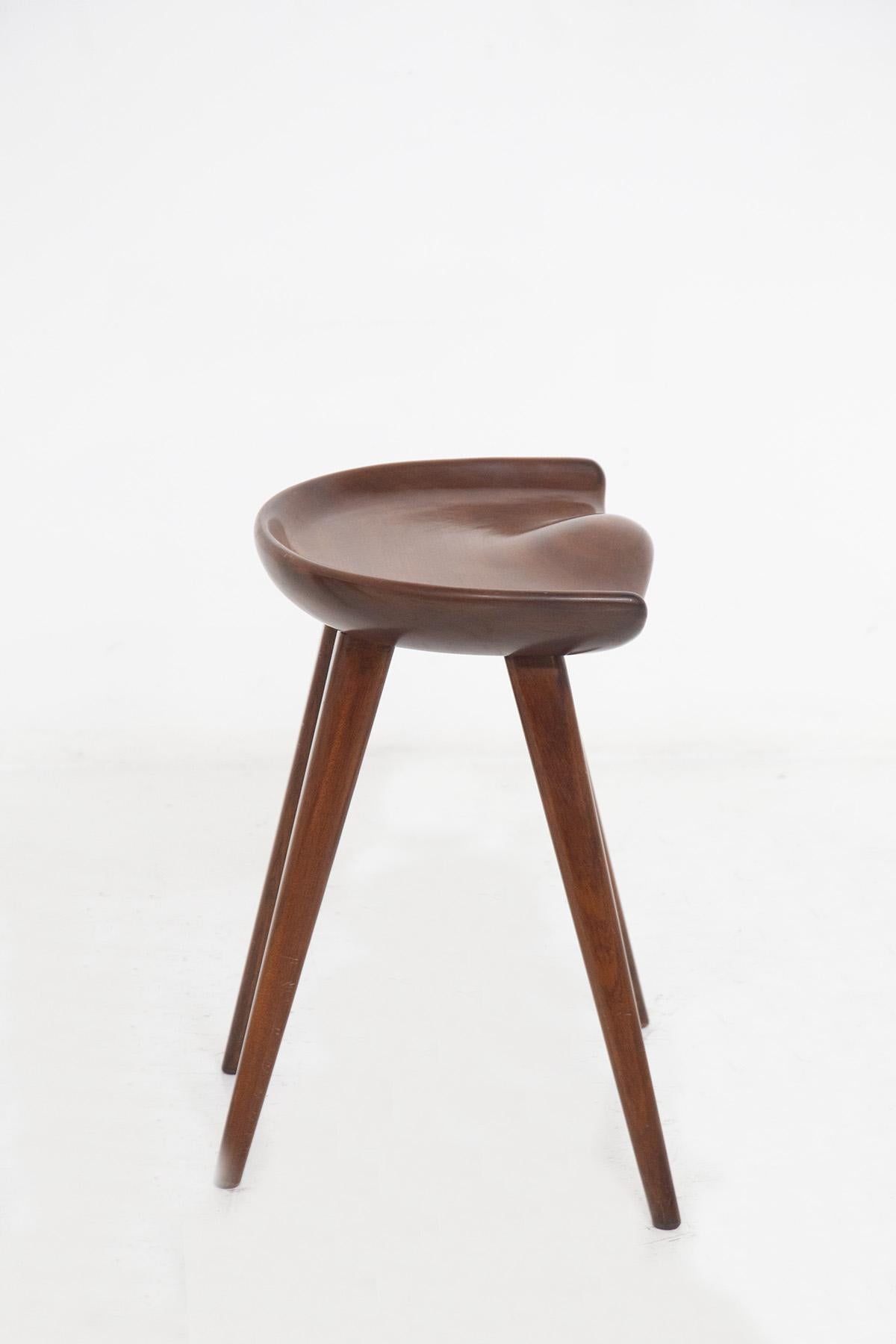 Mogens Lassen Pair of Carved Wooden Stools In Good Condition For Sale In Milano, IT