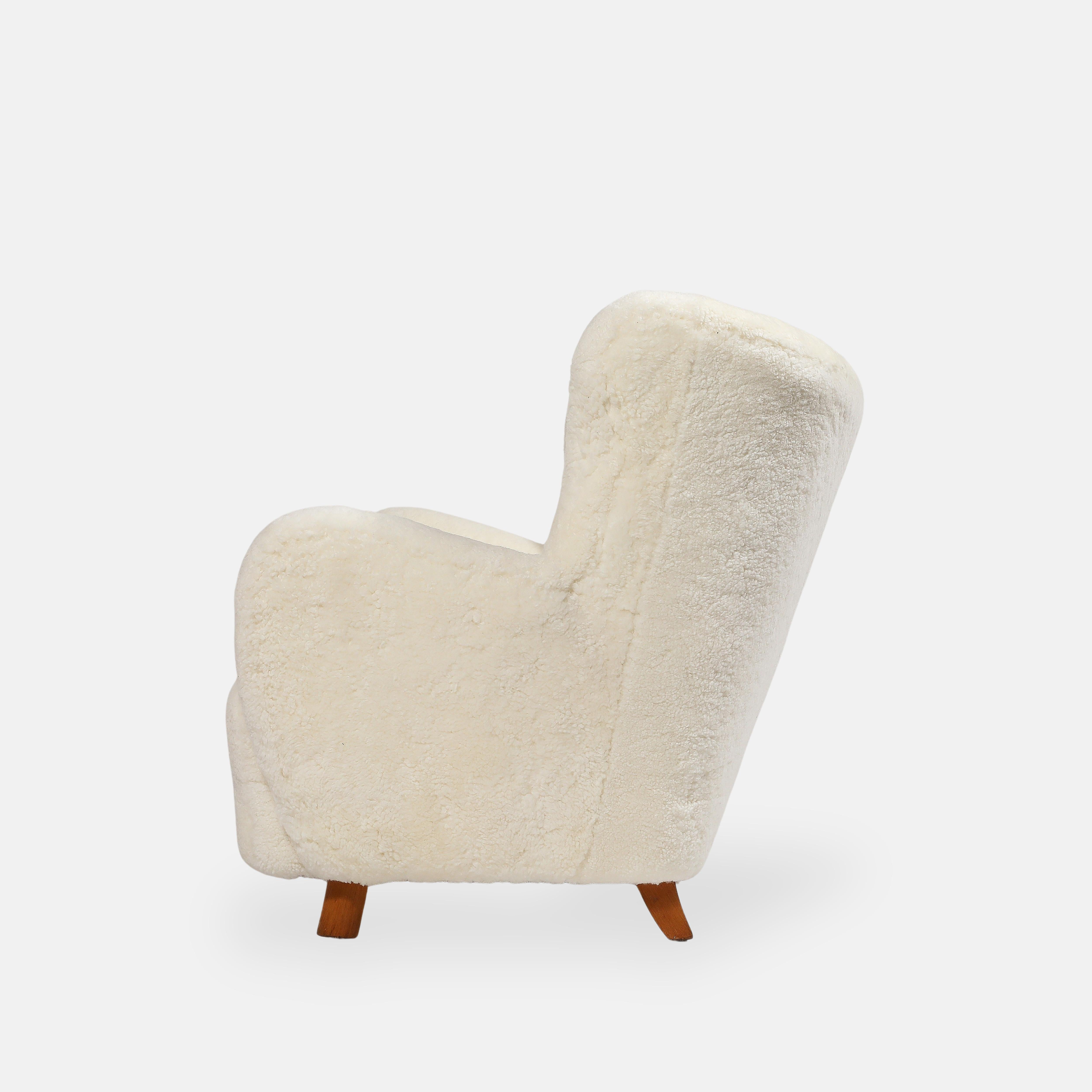 Raro sofá orgánico Mogens Lassen en bouclé marfil, Dinamarca, años 30 Escandinavo moderno en venta