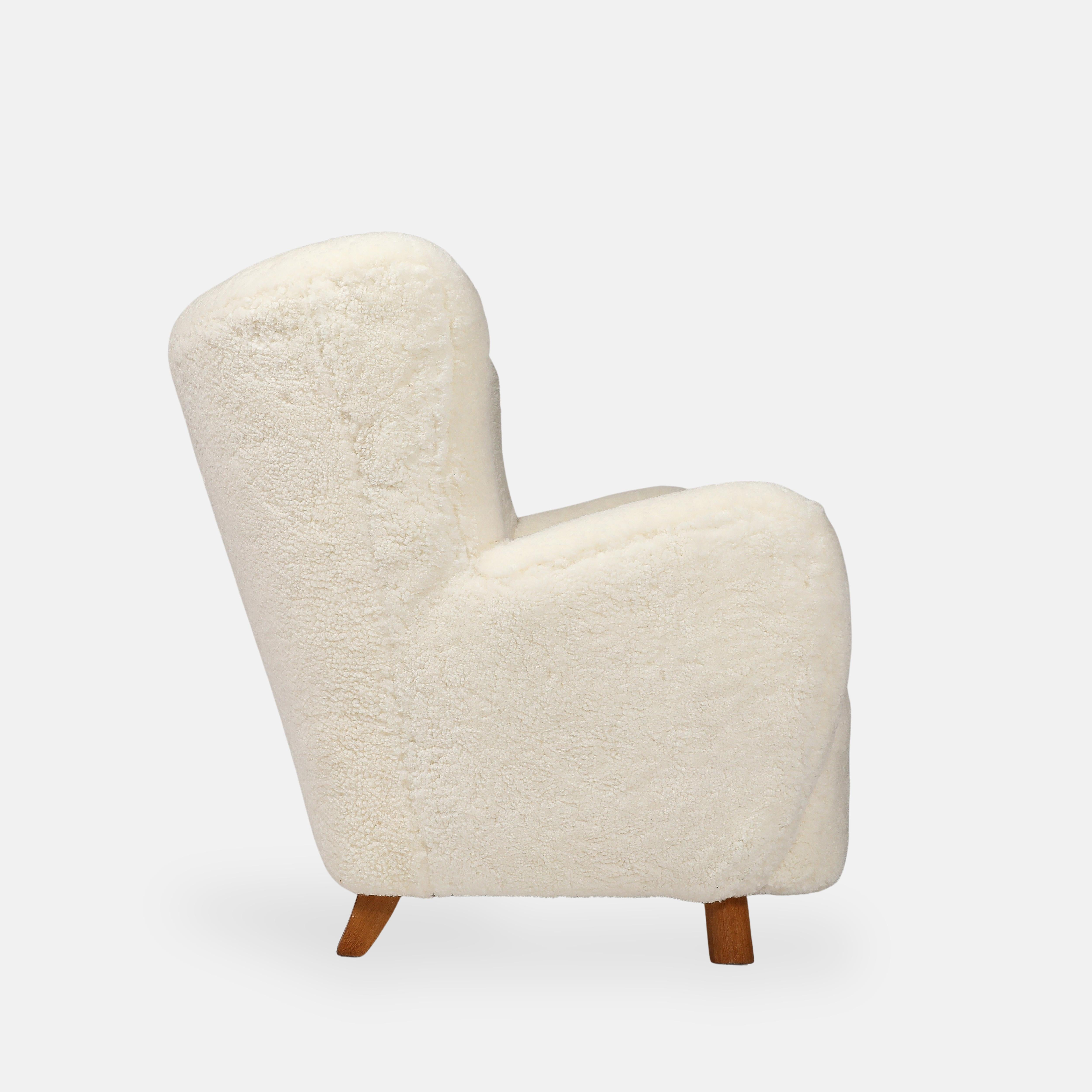Raro sofá orgánico Mogens Lassen en bouclé marfil, Dinamarca, años 30 en Bueno estado para la venta en New York, NY