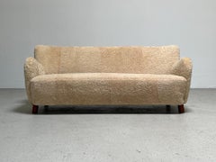 Canapé Mogens Lassen en peau de mouton