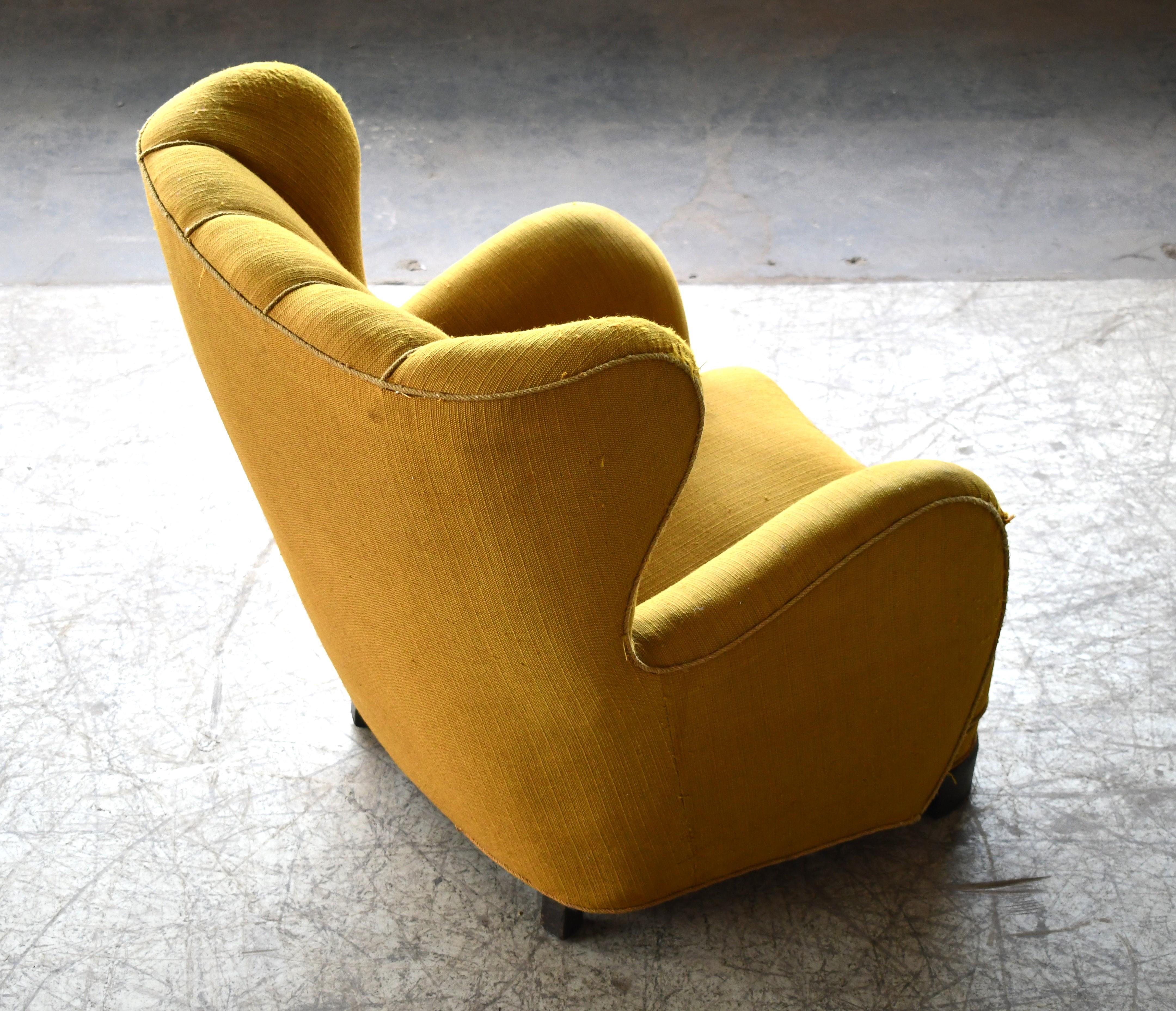 Mogens Lassen Style Danish 1940s Channel Back Lounge Chair in Wool Fabric For Sale 4
