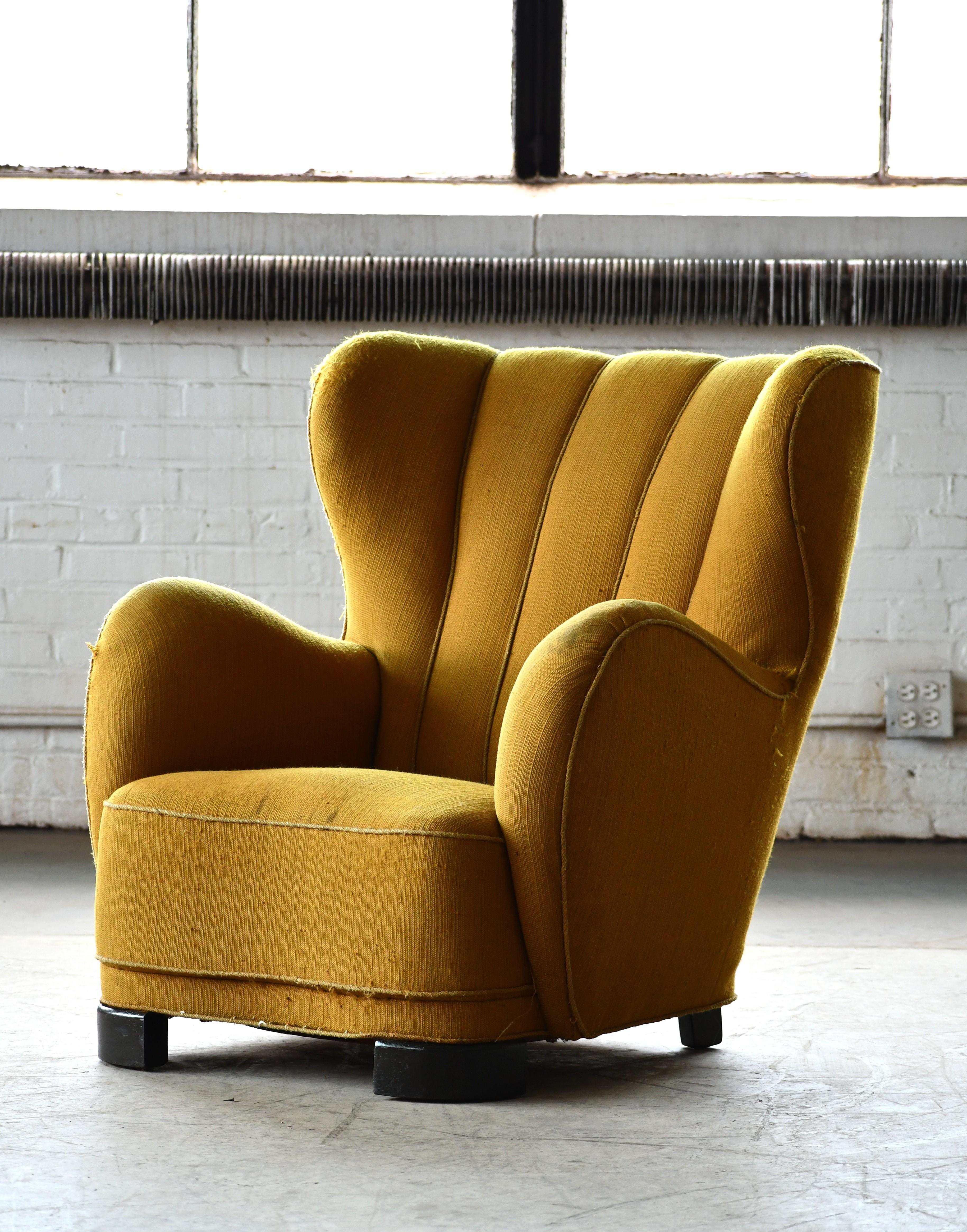 Mid-Century Modern Mogens Lassen Style Danish 1940s Channel Back Lounge Chair in Wool Fabric For Sale