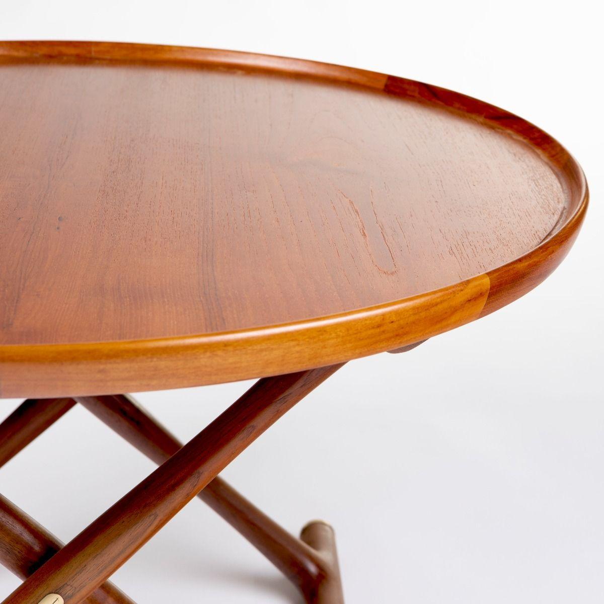Mogens Lassen 'Der ägyptische Tisch' aus Teakholz und Messing (Dänisch) im Angebot