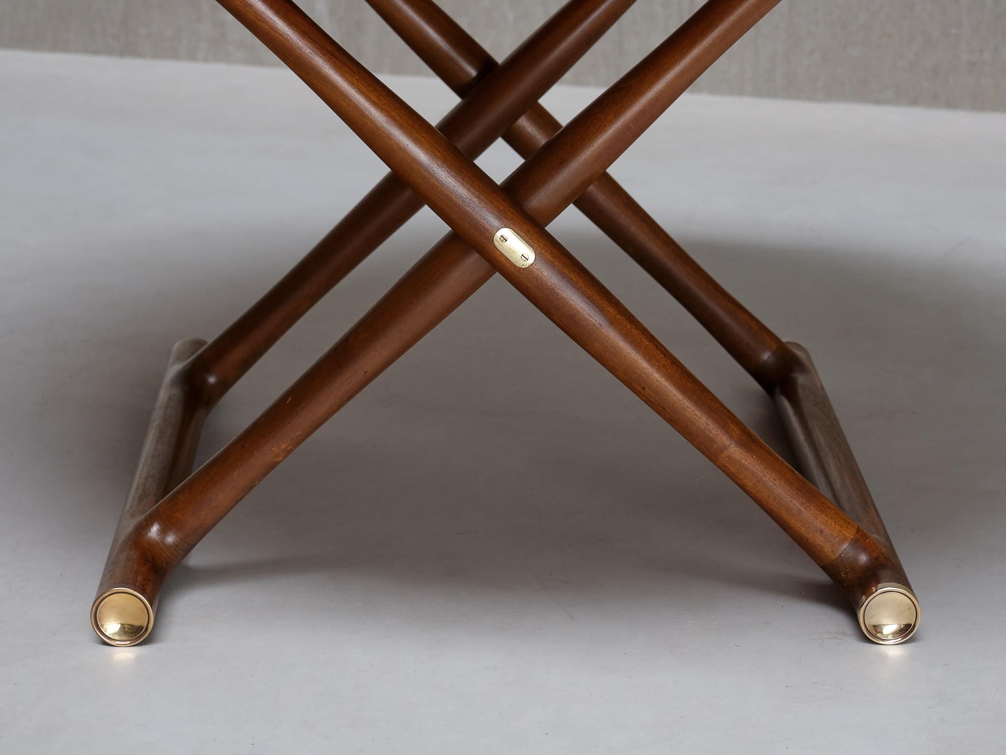 Laiton Table basse égyptienne de Mogens Lassen, teck et laiton, A.J. Iversen, Danemark en vente