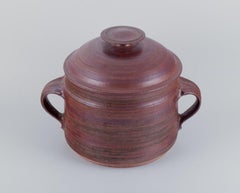 Mogens Nielsen, Nysted, Denmark. Colossal lidded jar in ceramic.