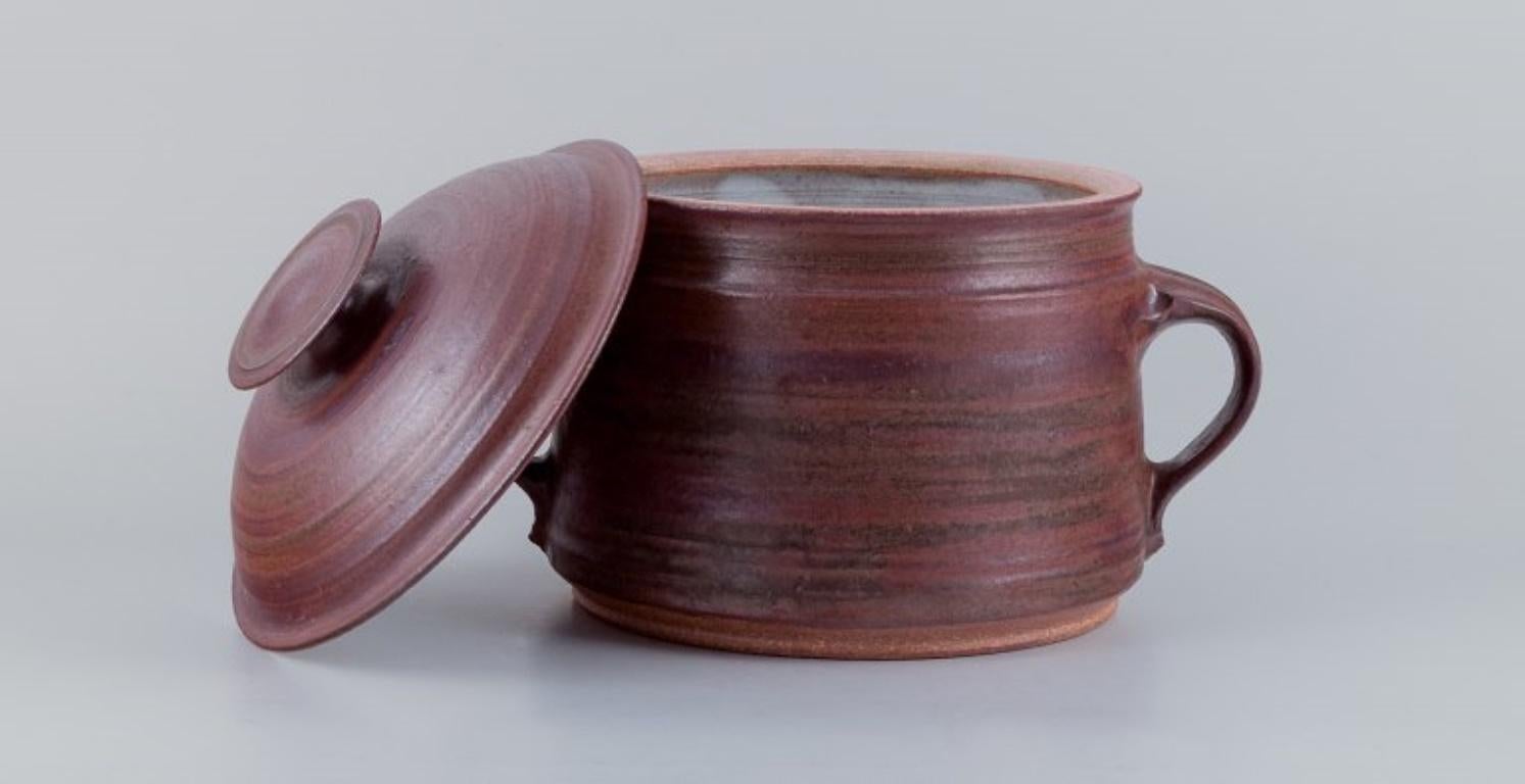 Danish Mogens Nielsen, Nysted, Denmark. Colossal lidded jar in ceramic. For Sale
