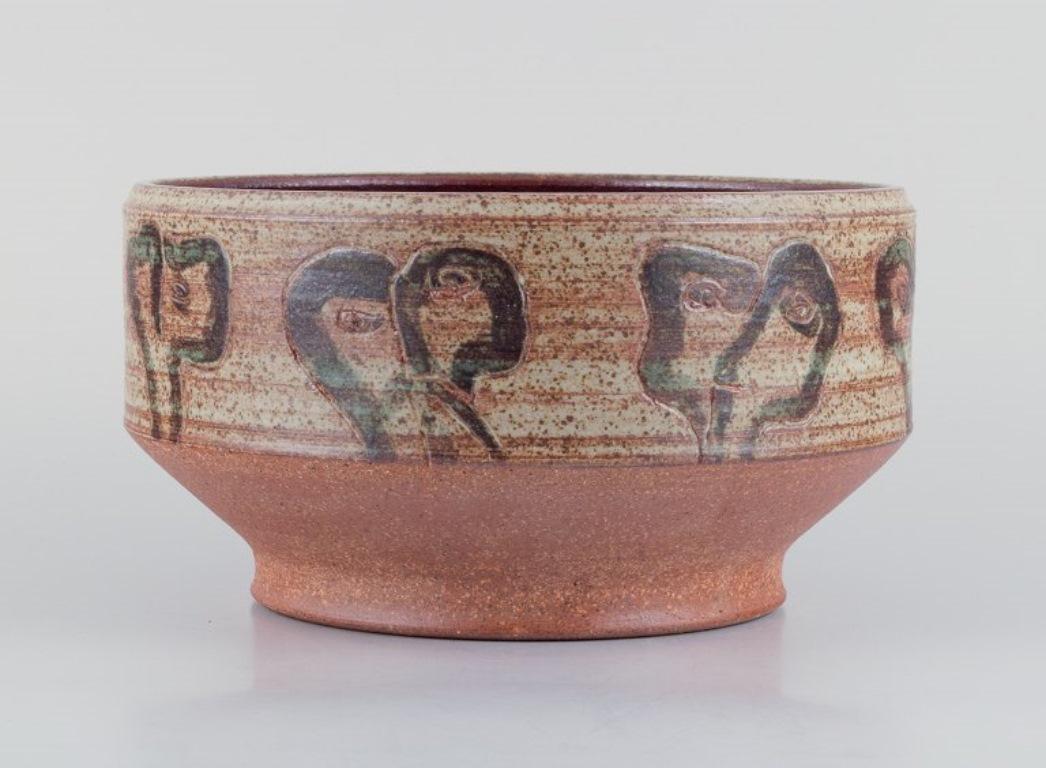 Glazed Mogens Nielsen, Nysted. Large handmade ceramic bowl, ca 1978 For Sale