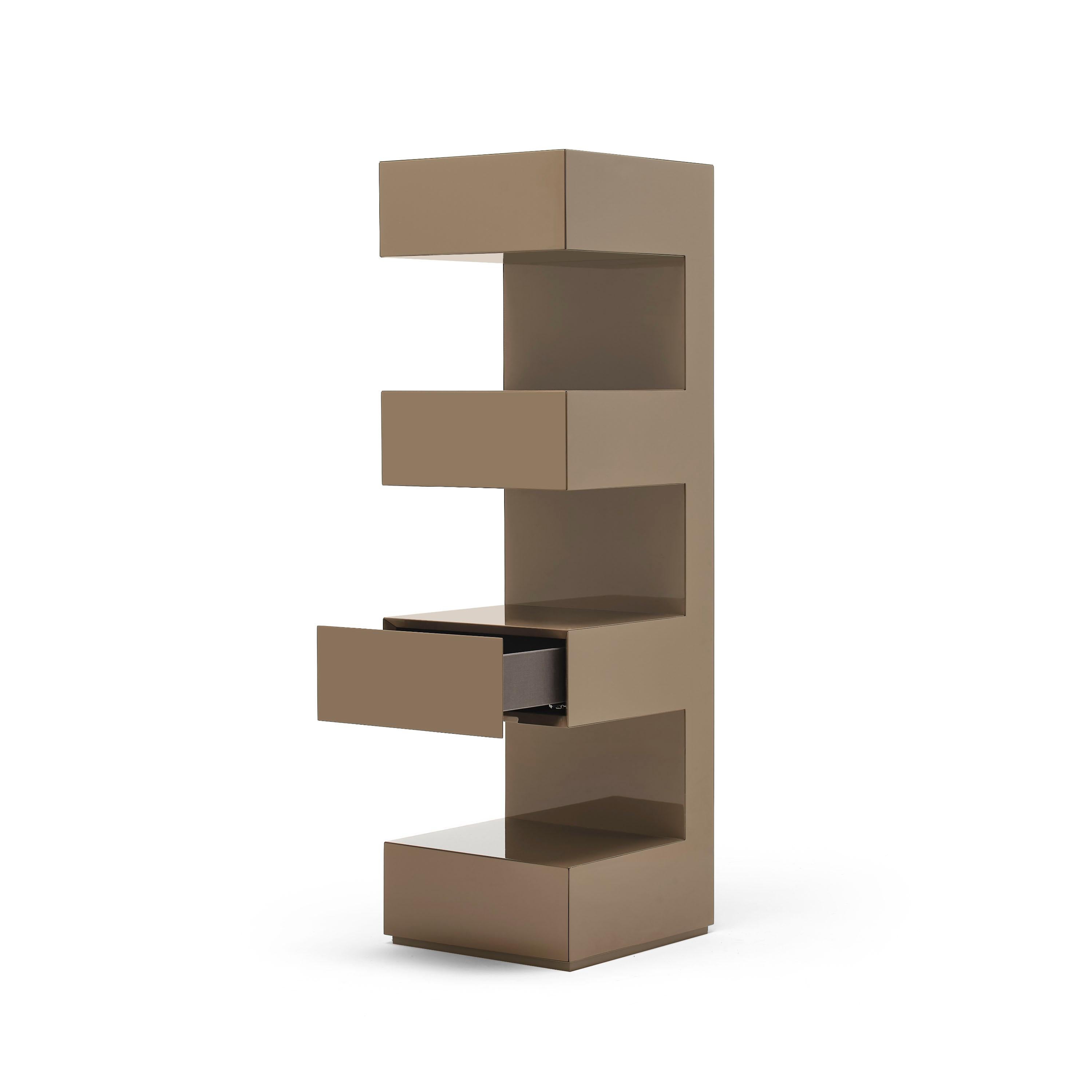 Model: AND – Tallboy / Chest of Drawers
Design: Fabio Bortolani 
Stefano Maggi

Modular Storage Dresser

The AND tallboy, designed by Italian designers Fabio Bortolani and Stefano Maggi for Mogg, is a sculptural storage piece that blends