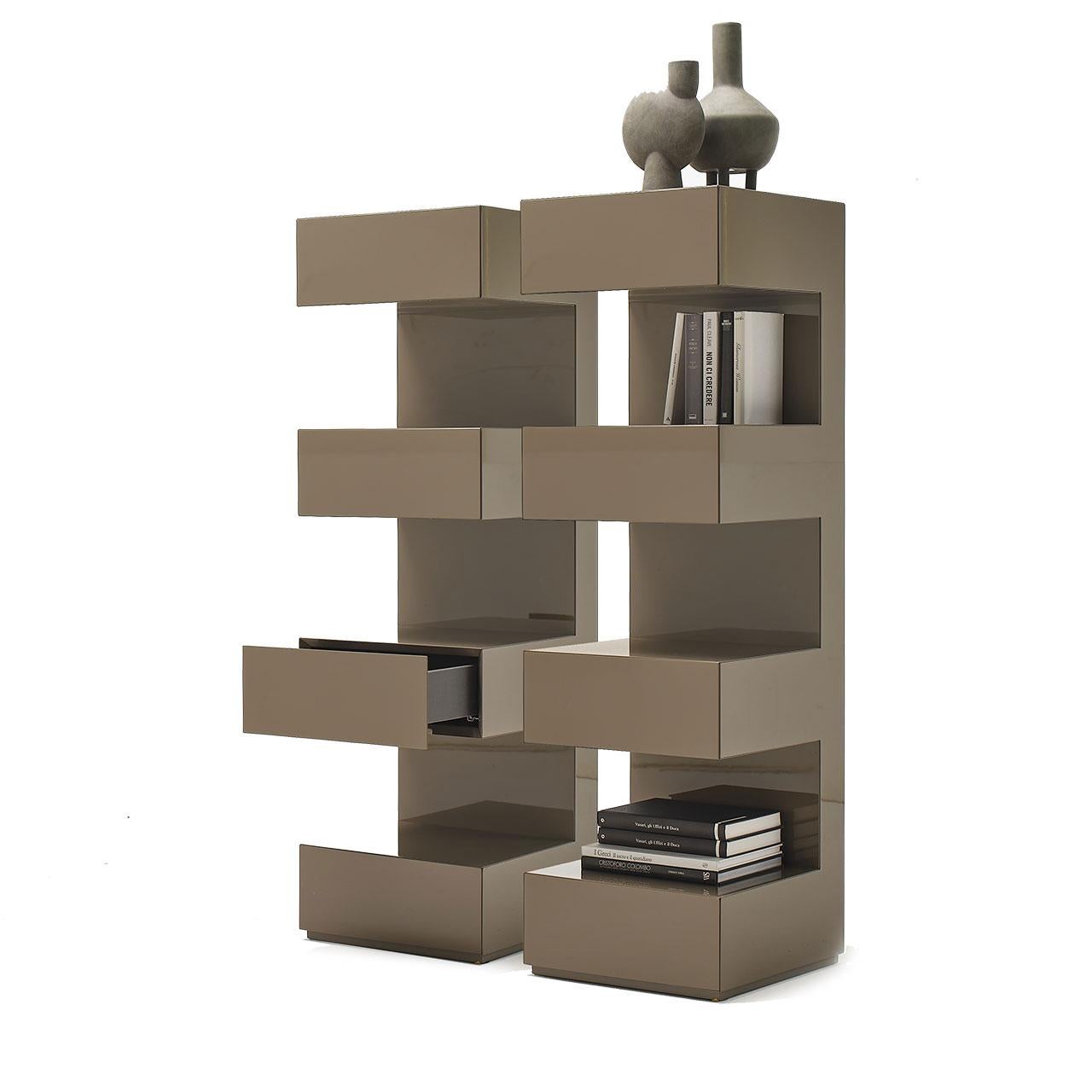 Wood Mogg AND Settimino - Glossy lacquered – Tallboy / Chest of Drawers For Sale