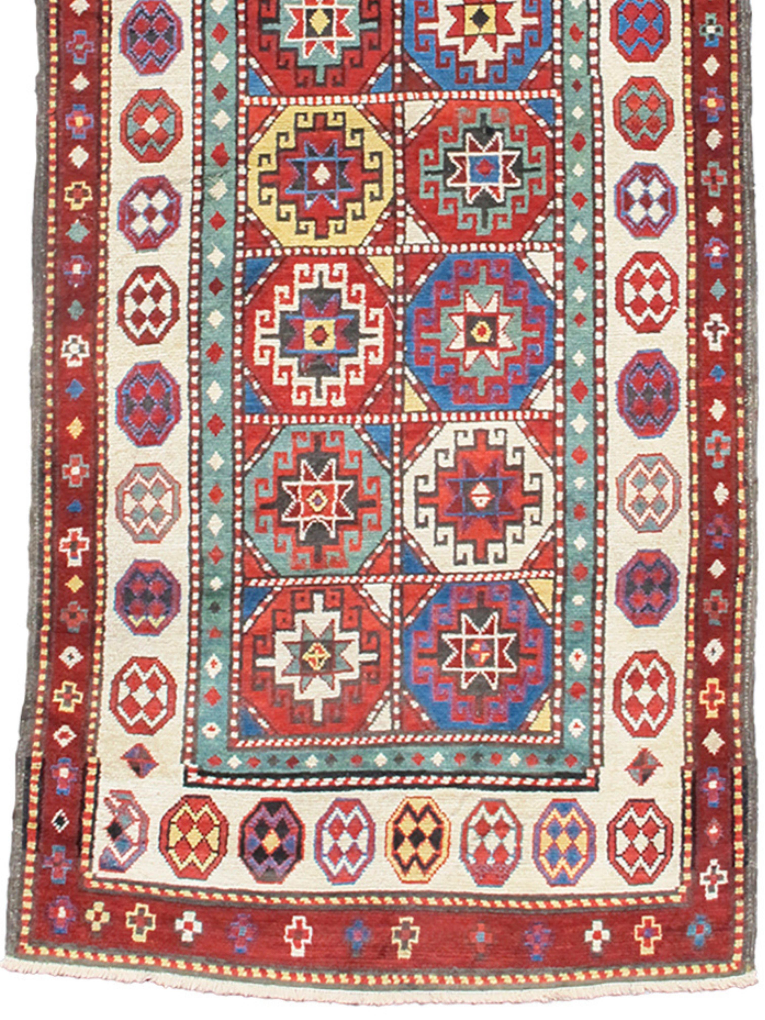 Langer Moghan-Teppich, spätes 19. Jahrhundert (Handgeknüpft) im Angebot