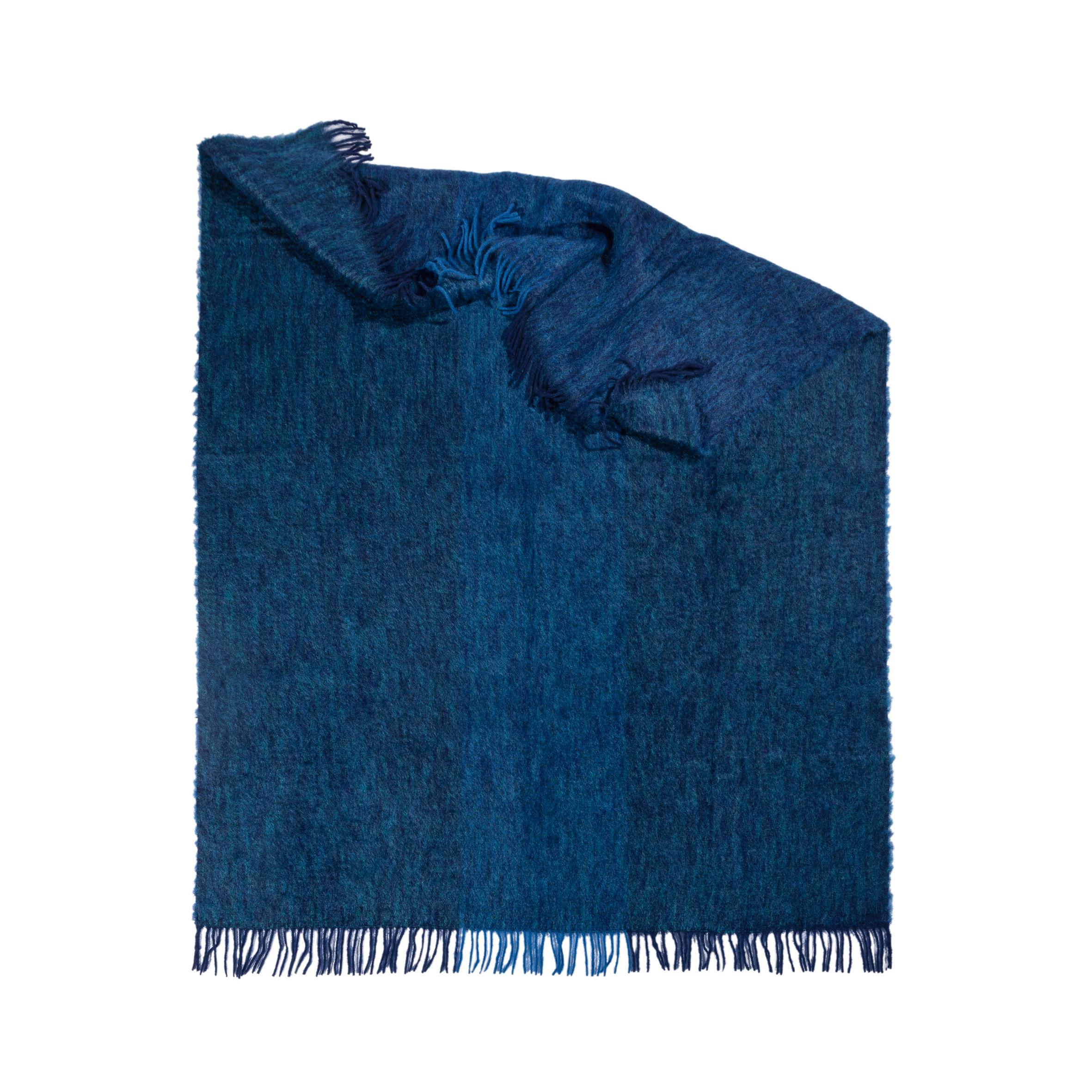 Mohair-Deckendecke Blau gewebt aus Mohair und Wolle von Catharina Mende (Spanisch) im Angebot