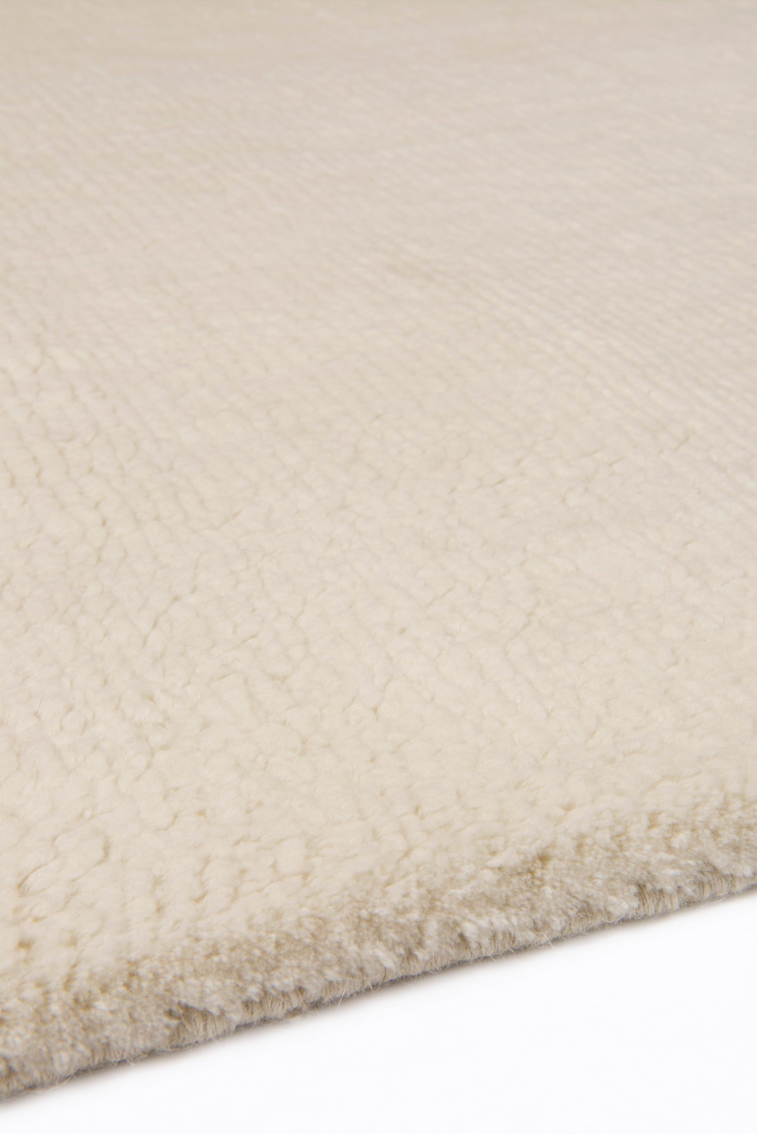 Modern Mohair Natural Hand-Knotted 10x8 Rug in Wool by The Rug Company For Sale
