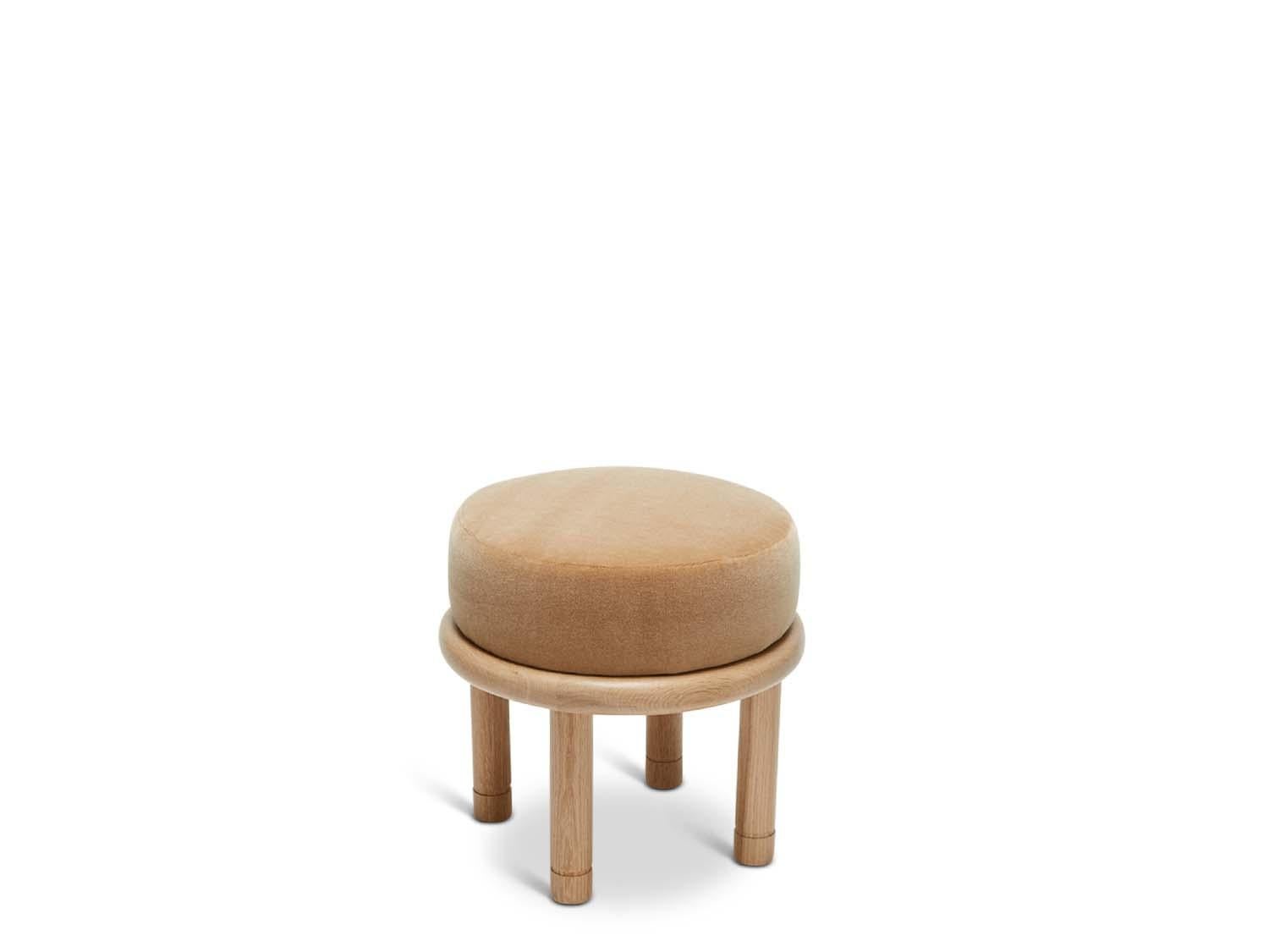 Mid-Century Modern Petit repose-pieds Moreno en mohair de Lawson-Fenning en vente