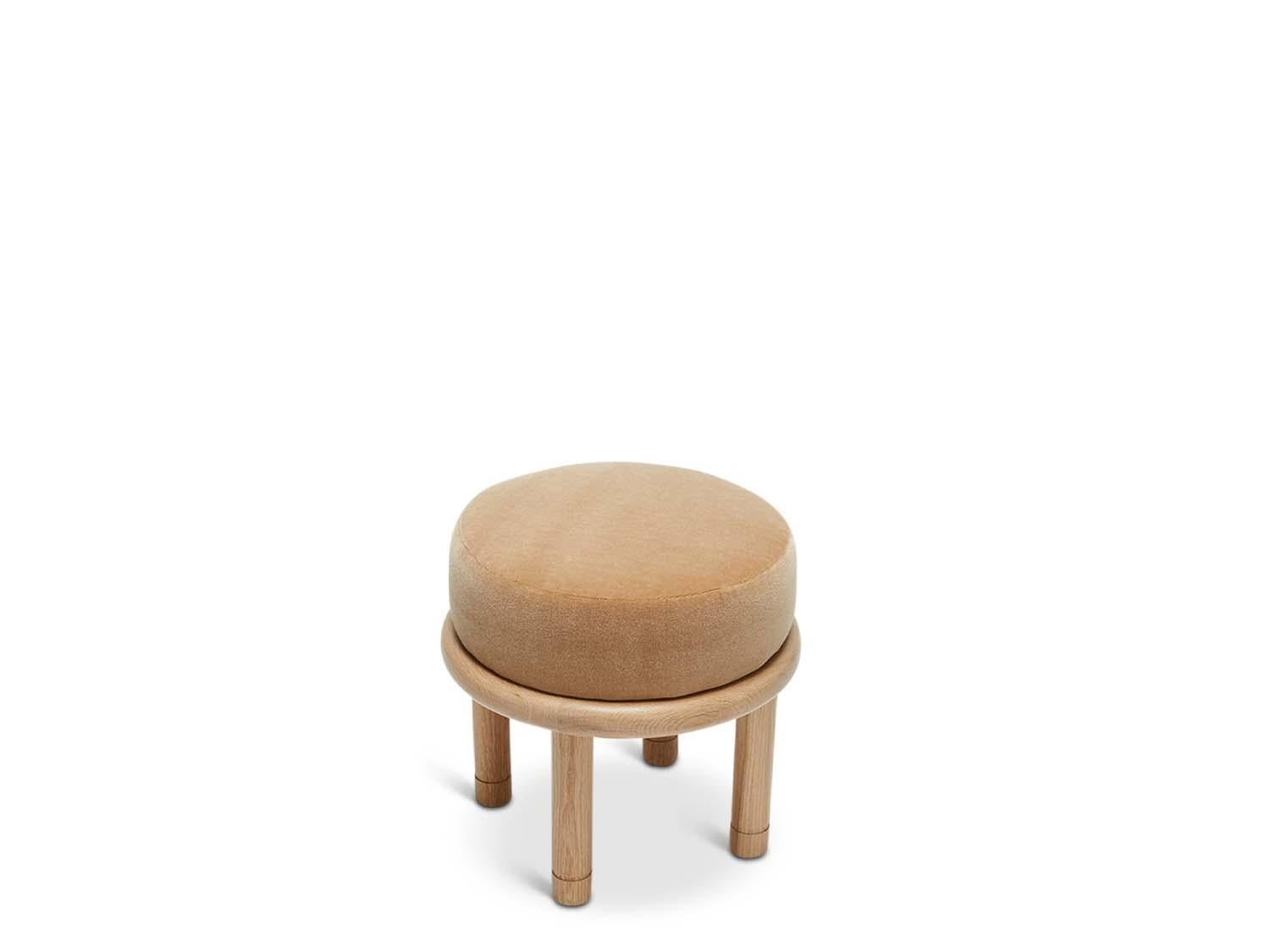 Américain Petit repose-pieds Moreno en mohair de Lawson-Fenning en vente