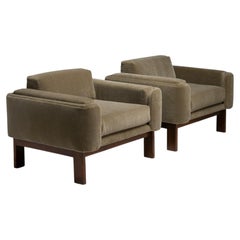 Mohair Velvet Lounge Chairs, America 1975