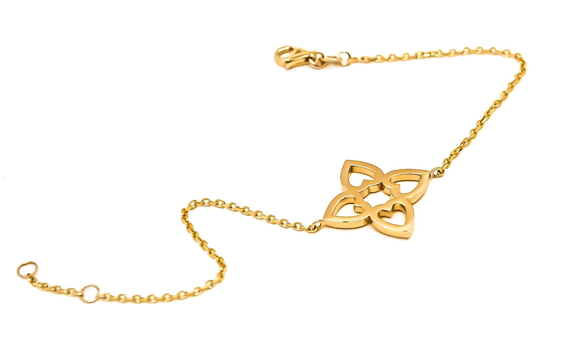 Women's Connected Hearts Bracelet in 18kt Gold For Sale