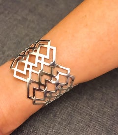 Geometric Cuff Bracelet in 18kt White Gold
