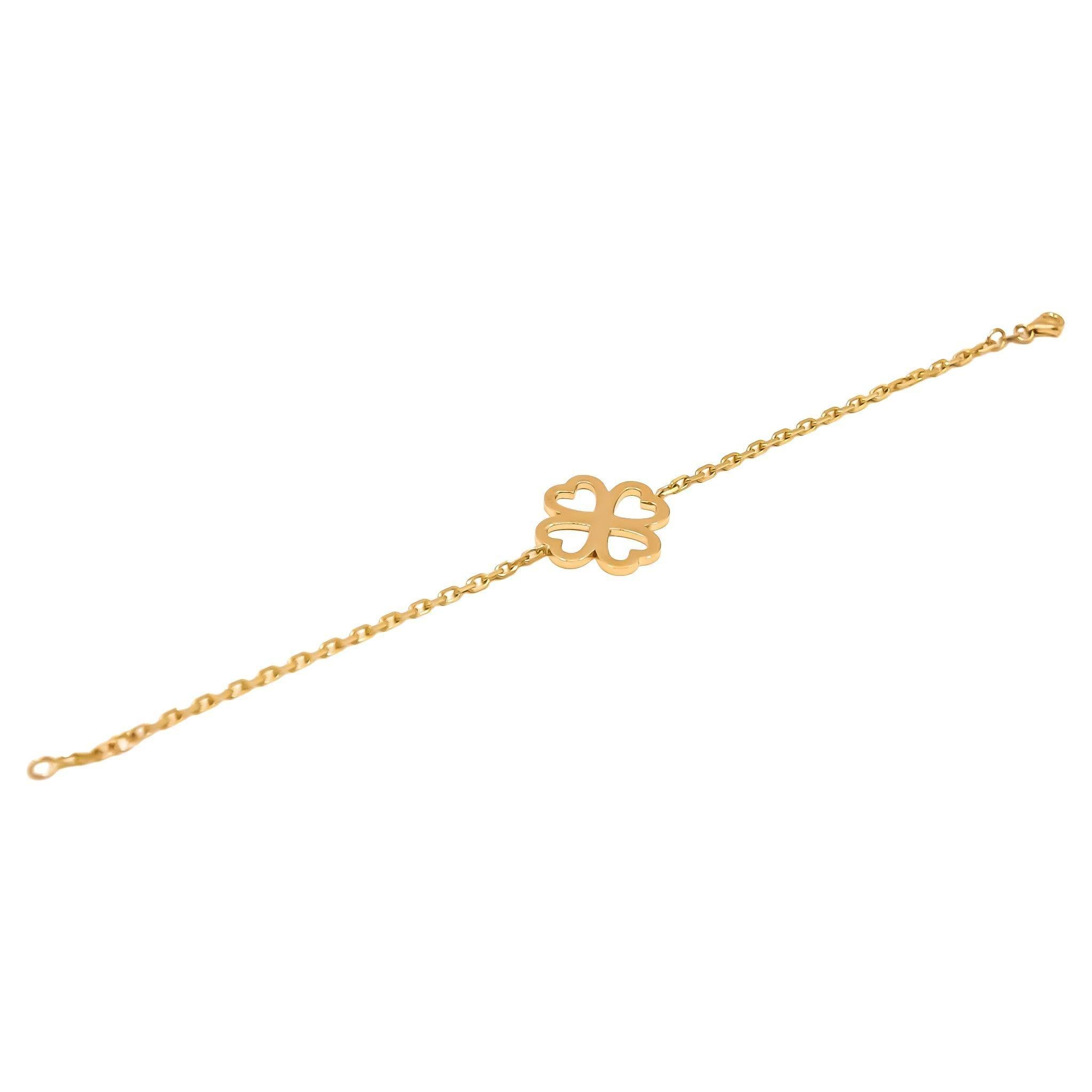 1 Motif Bracelet in 18kt Solid Yellow Gold by Mohamad Kamra from the Heart Blossom Collection.

Bracelet can be made in any wrist size.