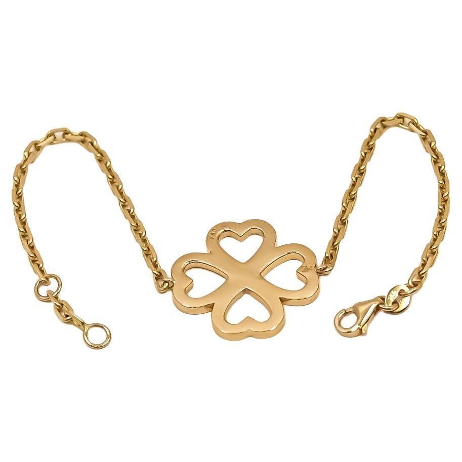 Heart Blossom Bracelet in 18kt Gold by Mohamad Kamra In New Condition For Sale In Dubai, AE
