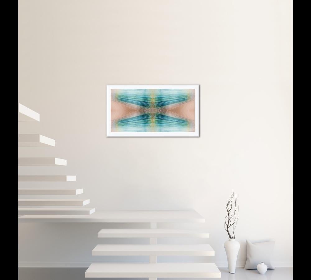 Mohamed Yakub Fotografía de larga exposición en color Teal Abstracto Horizontal Kenia en venta 2