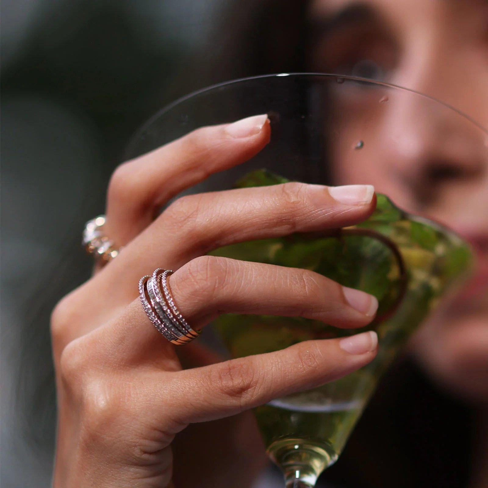 in vendita:  Anello Moi Bridget in oro e diamanti 7