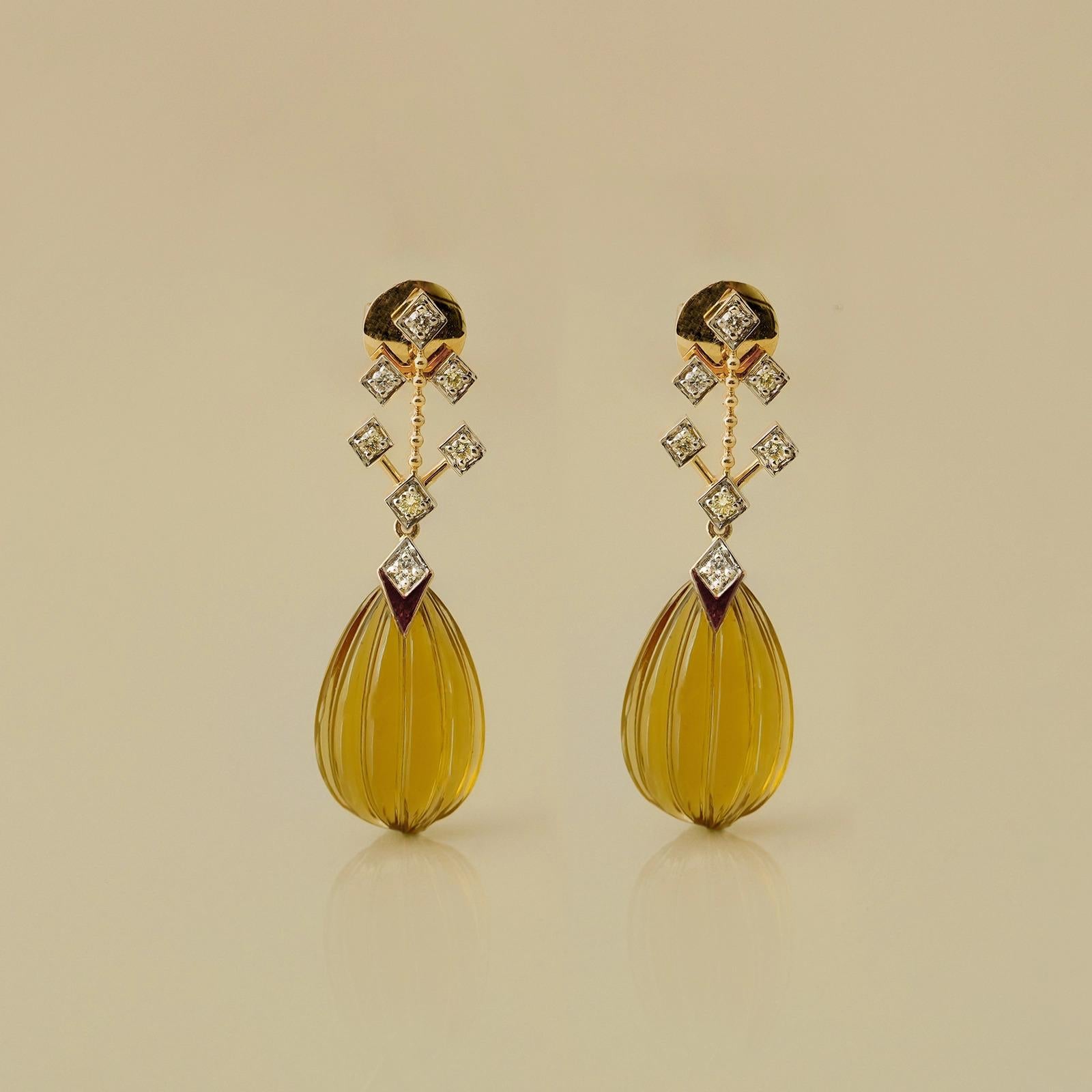 Moi Elsa Diamond and Quartz Drop Earrings In New Condition For Sale In Lawrenceville, GA