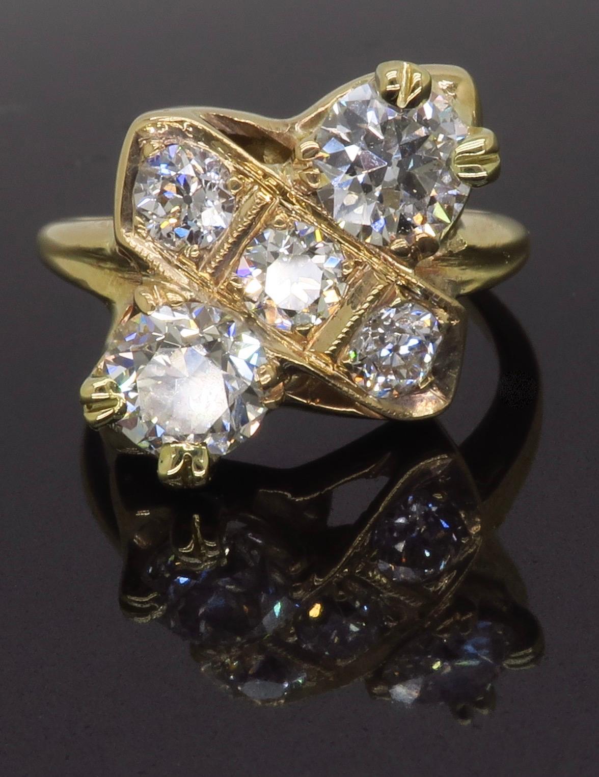 Moi-et-Toi Diamond Ring Made in 14k Yellow Gold 8
