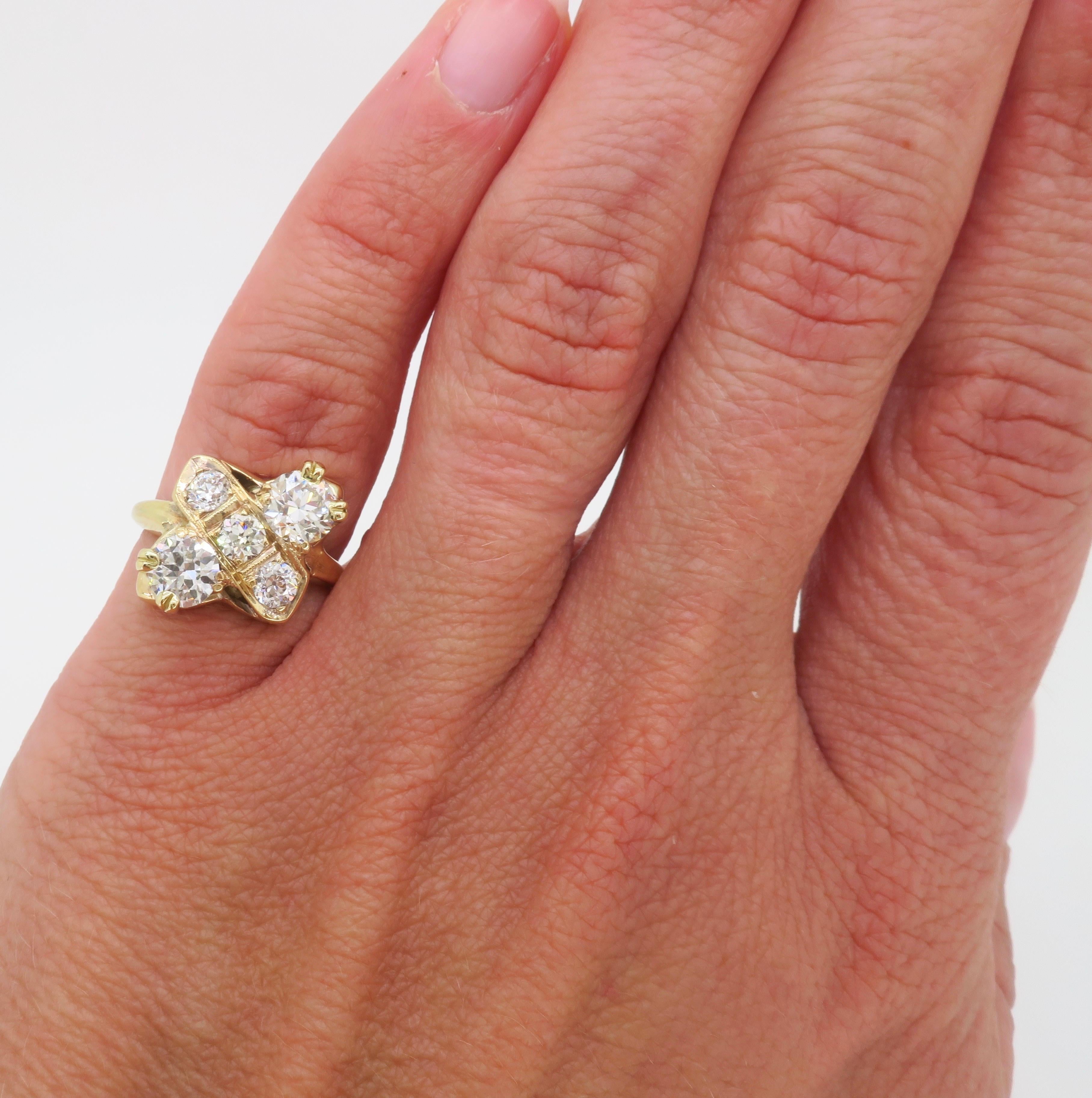 Moi-et-Toi Diamond Ring Made in 14k Yellow Gold 3