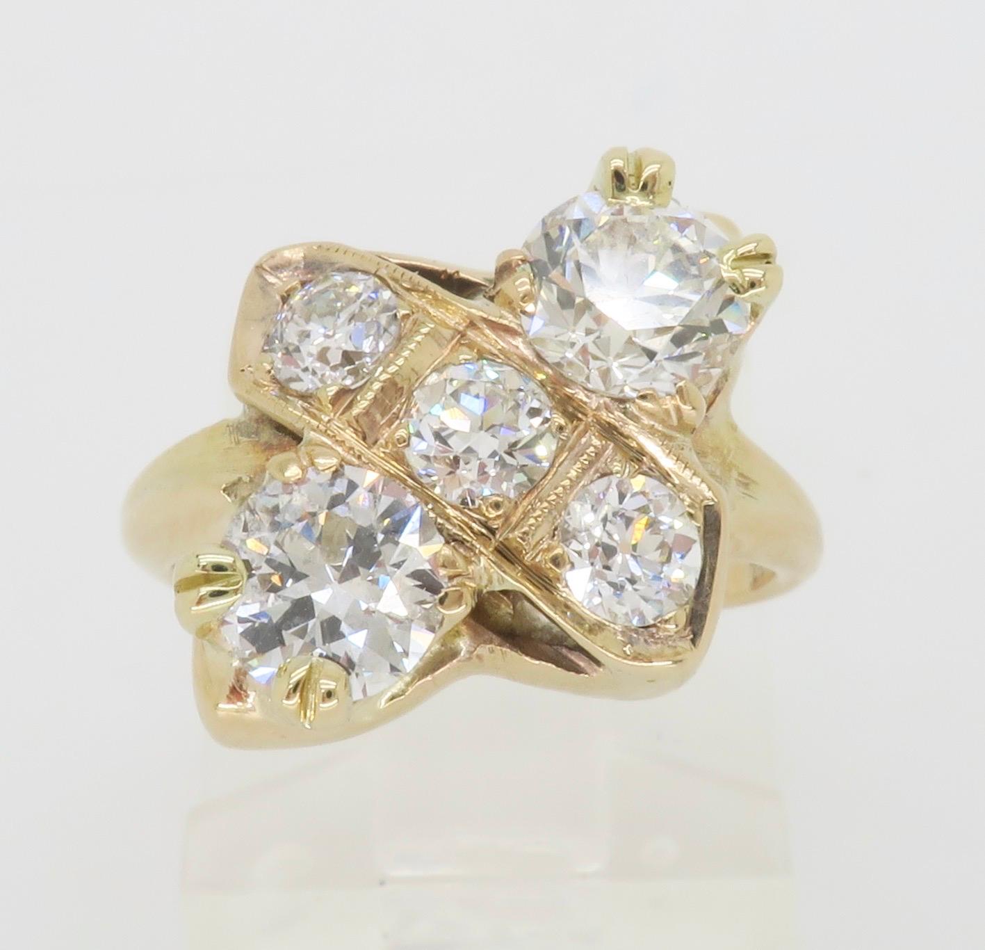 Moi-et-Toi Diamond Ring Made in 14k Yellow Gold 4