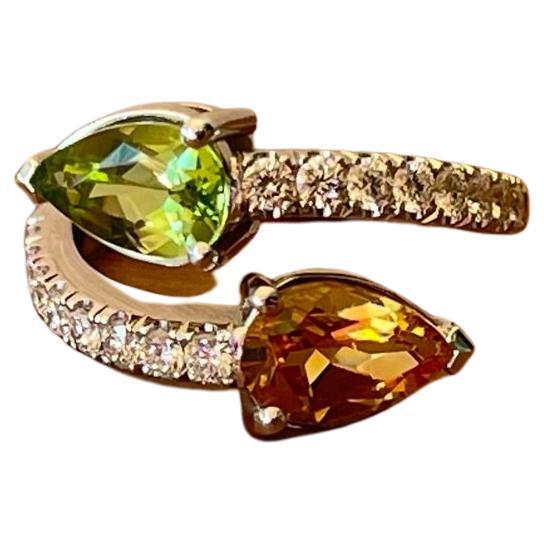 Moi Et Toi gemstone diamond ring 18 Karat Gold Peridot Citrine ring  For Sale