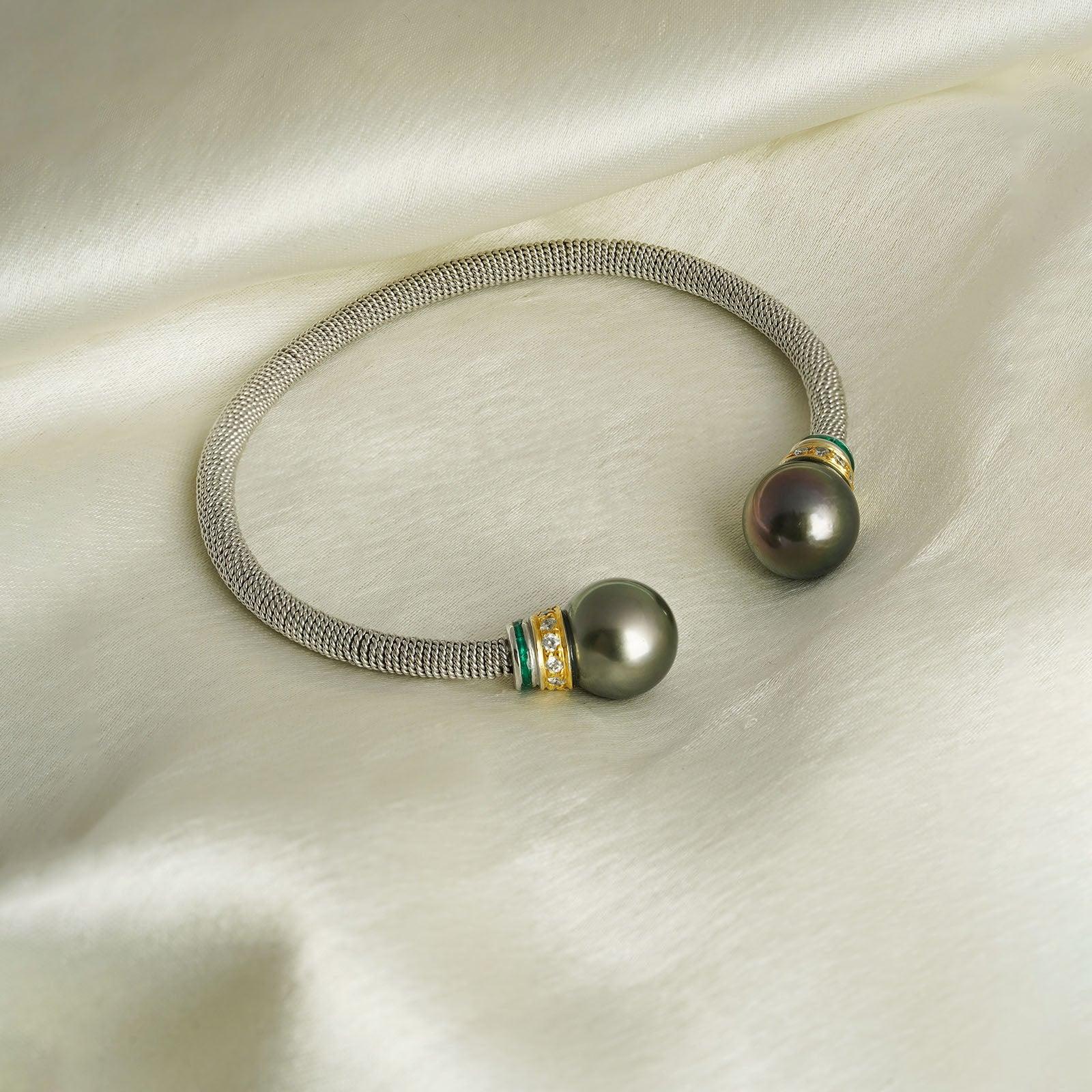 Moi Grace Aschenbecher-Armband aus Gold mit Diamanten und Perlen im Zustand „Neu“ im Angebot in Lawrenceville, GA