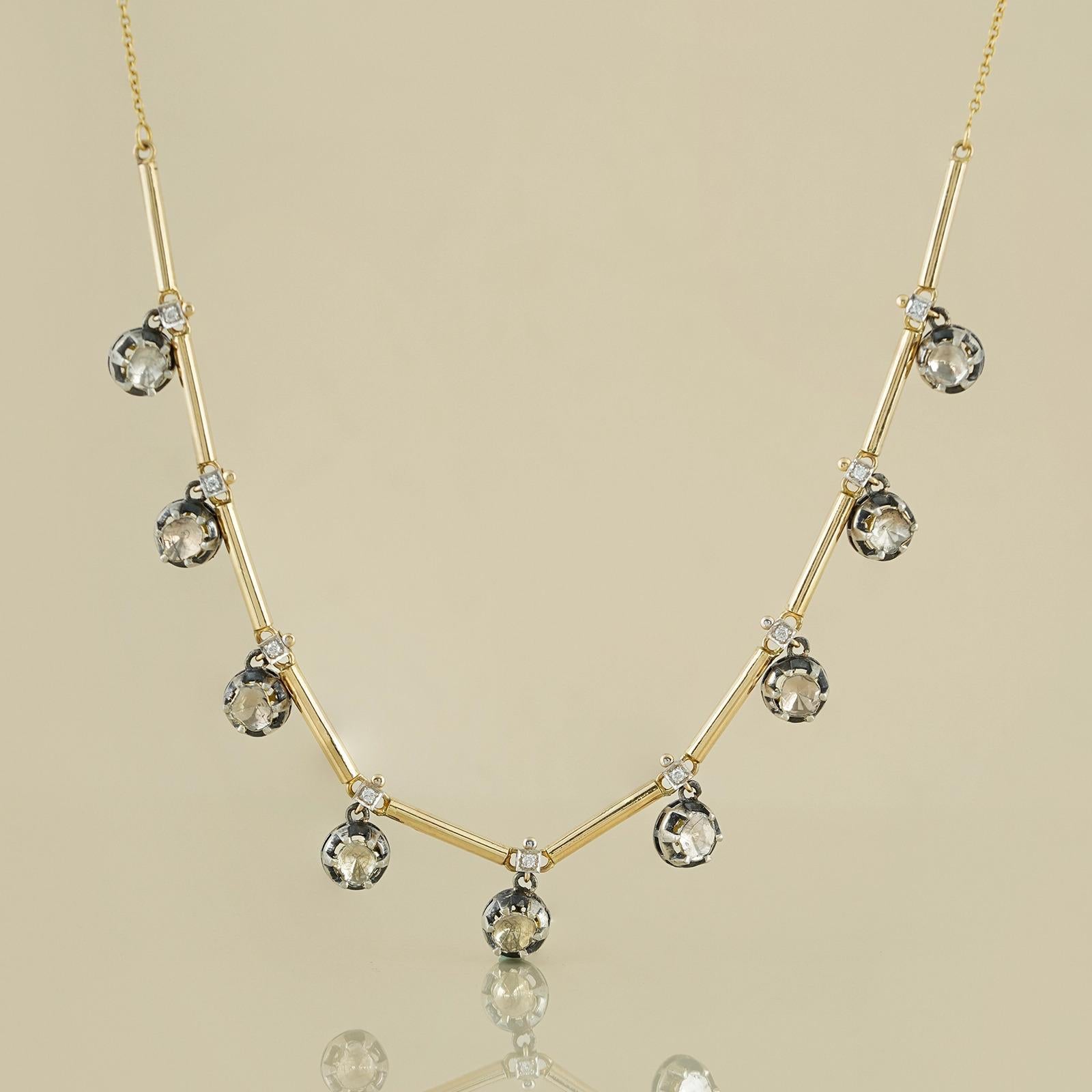Taglio brillante Moi Lisa - Collana in oro e diamanti in vendita