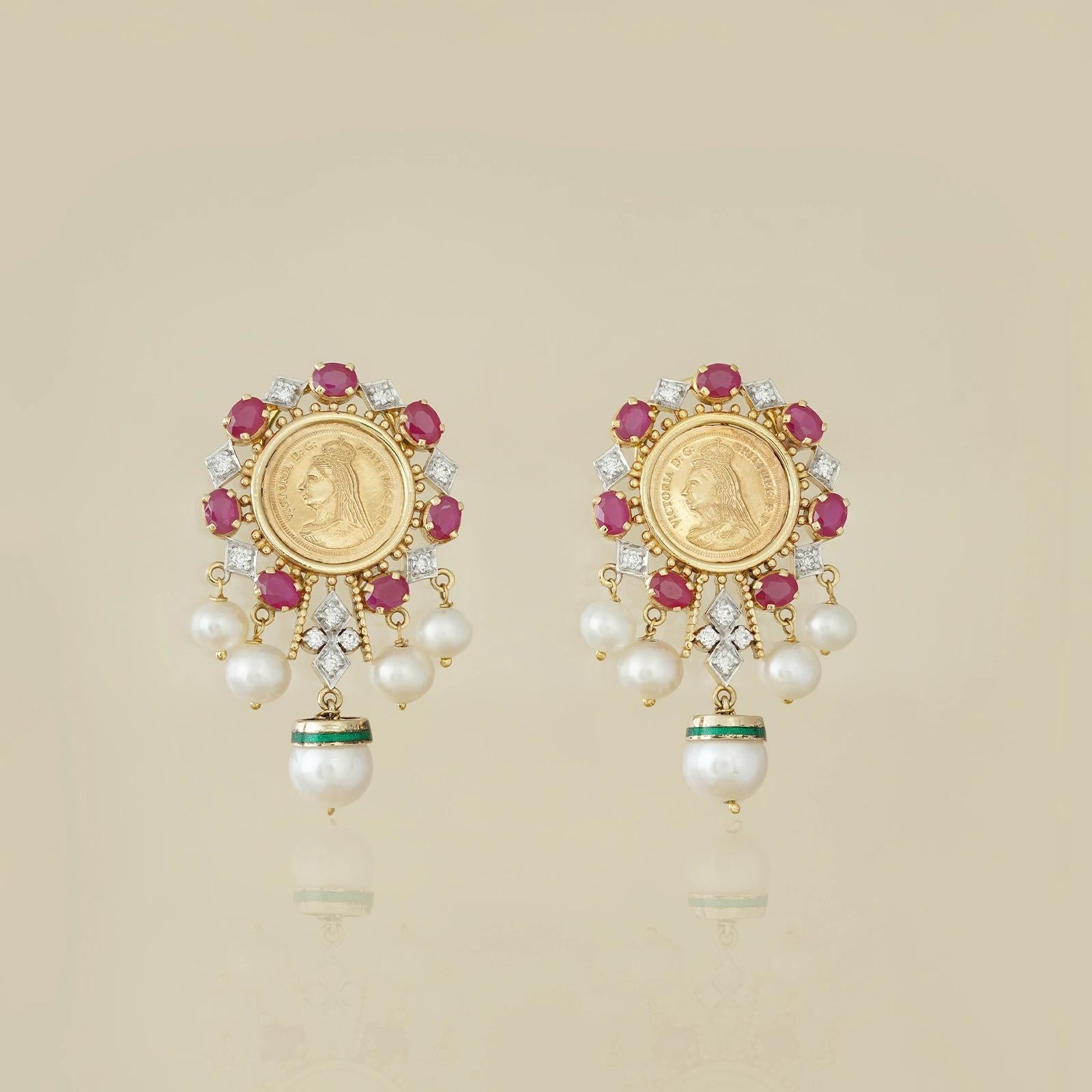 Brilliant Cut Moi Mehr Gold Earrings For Sale