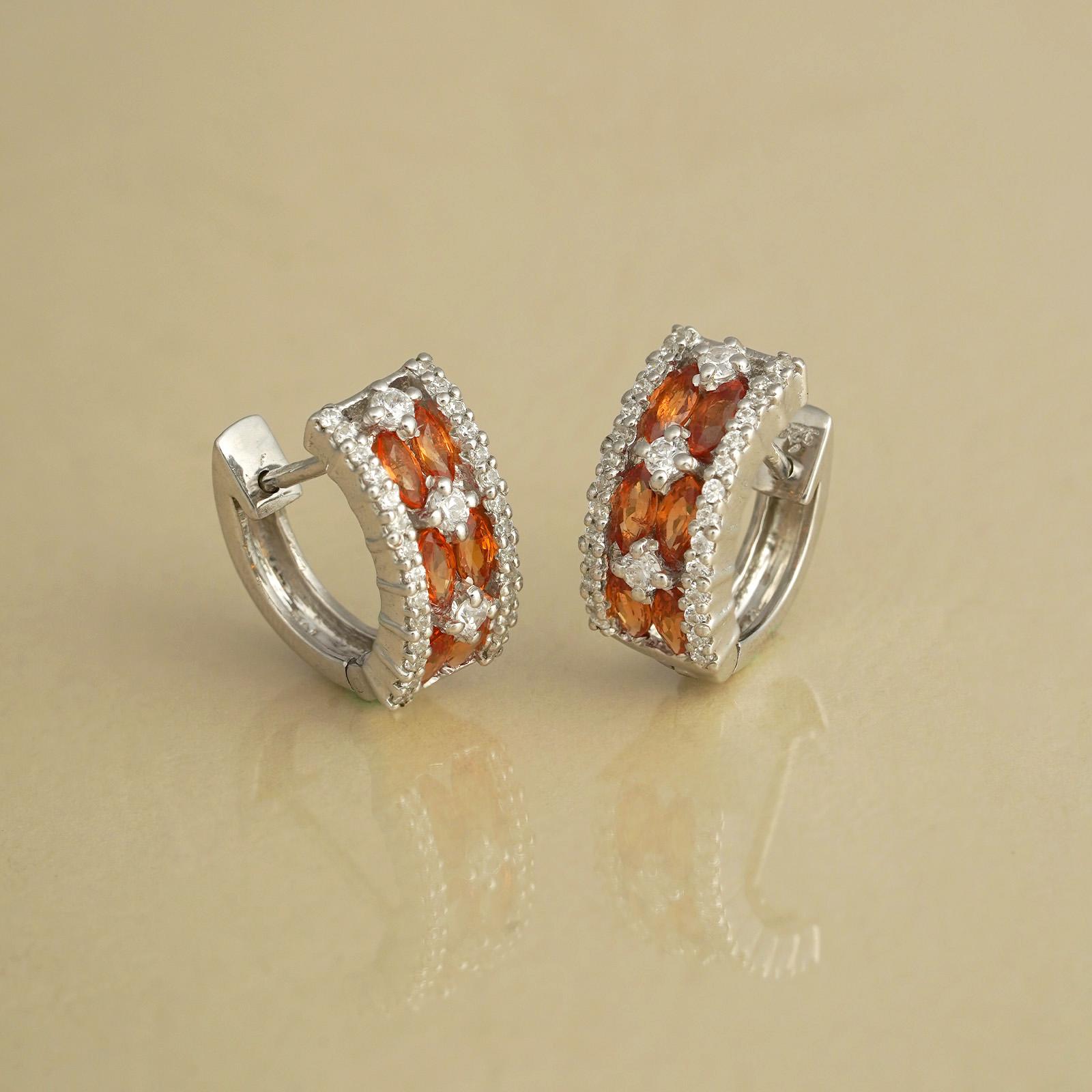 Boucles d'oreilles Moi Phoebe en or, diamants et saphirs orange Pour femmes en vente