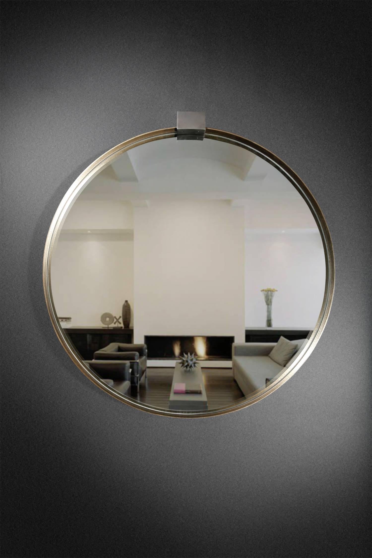 Modern MOI Round Mirror in Textured Brass by Soraya Osorio For Sale