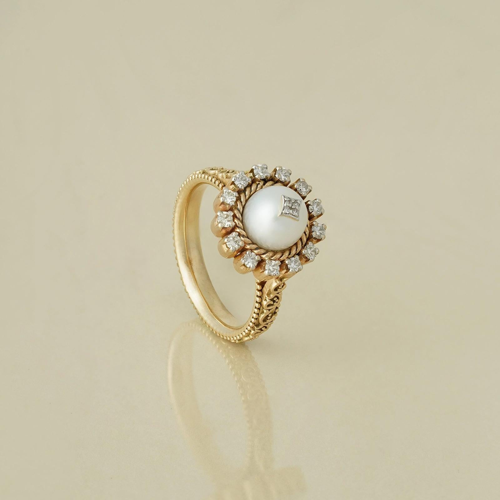 For Sale:  Moi Zoe Gold Diamond and Cultured Pearl Ring 3