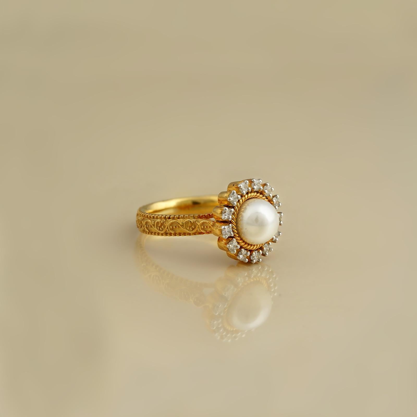 For Sale:  Moi Zoe Gold Diamond and Pearl Ring 5
