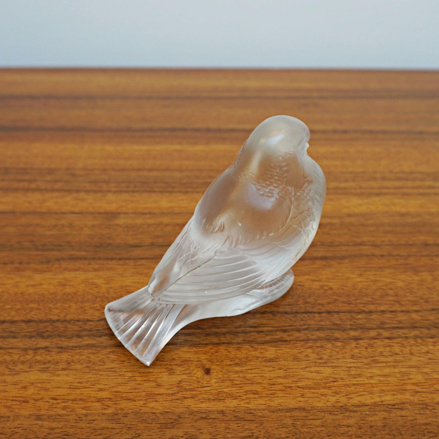 'Moineau Fier' a Proud Sparrow Art Deco Glass Paperweight 1